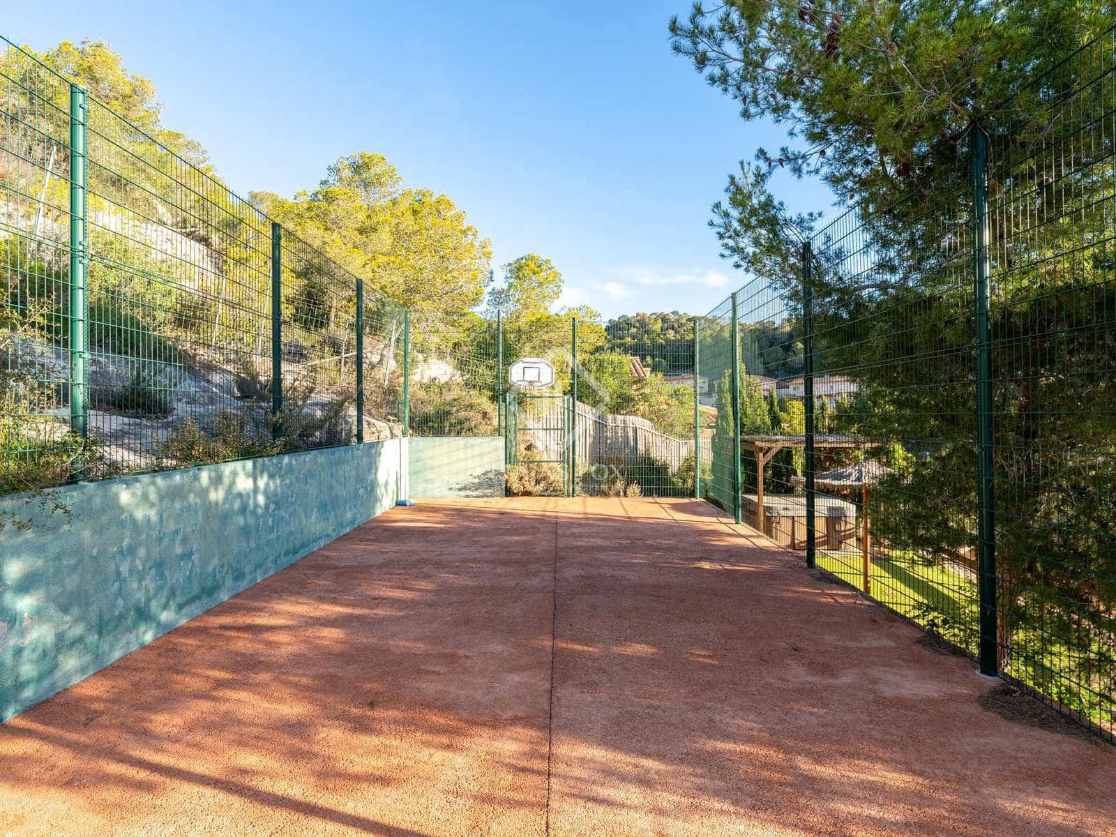 3 slaapkamer Villa te koop in Roda de Bara met zwembad - € 499.000 (Ref: 7980284)