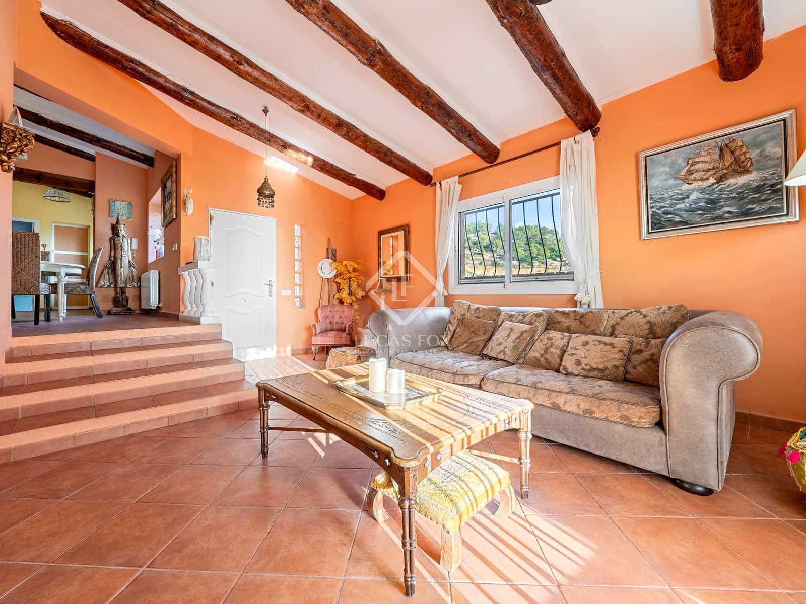 3 slaapkamer Villa te koop in Roda de Bara met zwembad - € 499.000 (Ref: 7980284)