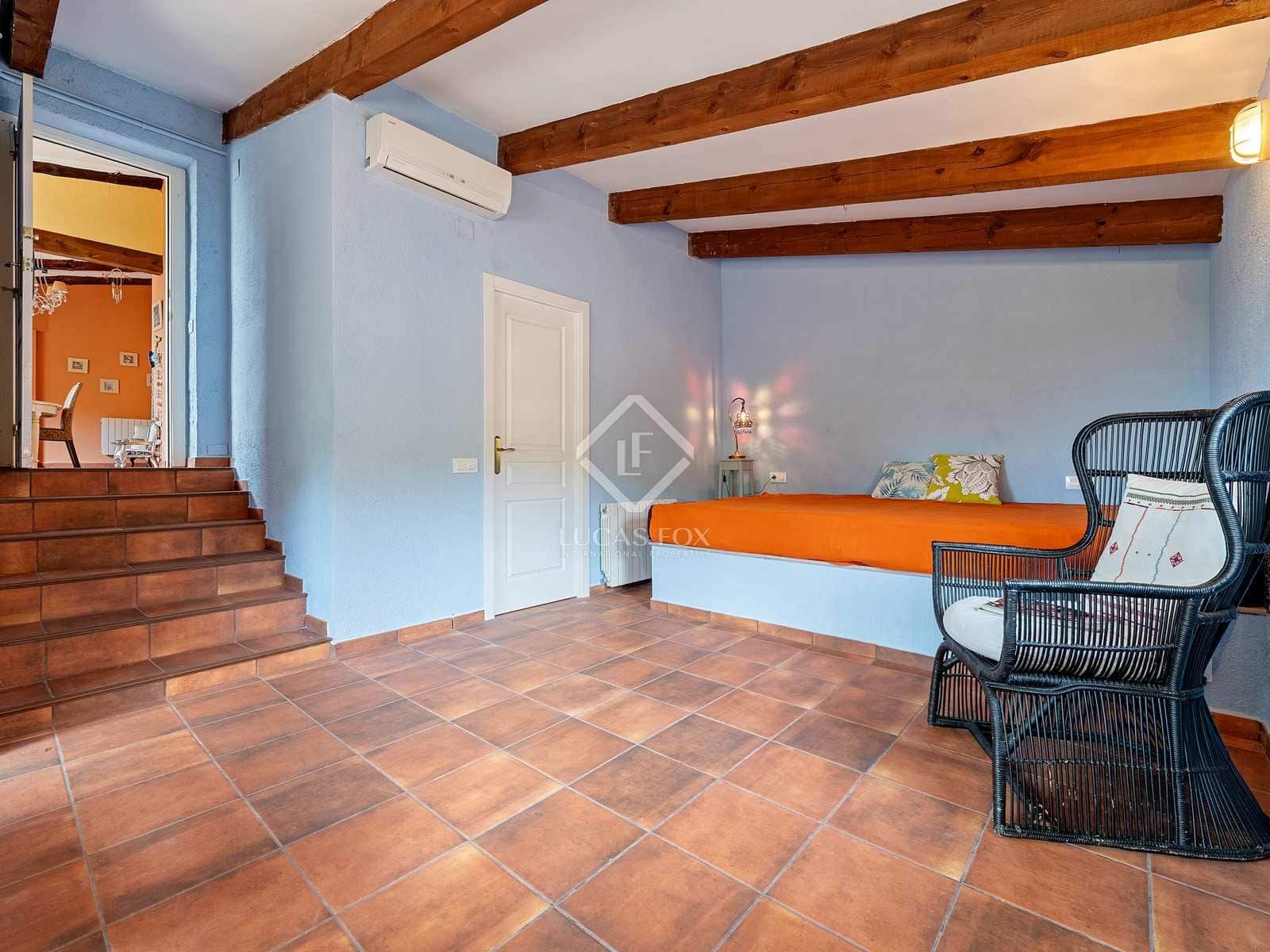 3 slaapkamer Villa te koop in Roda de Bara met zwembad - € 499.000 (Ref: 7980284)