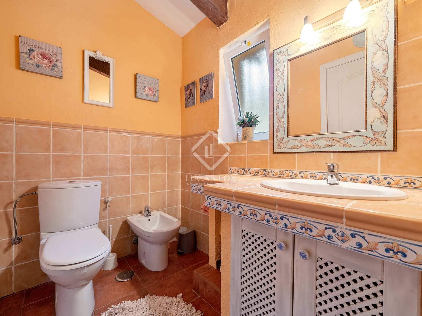 3 slaapkamer Villa te koop in Roda de Bara met zwembad - € 499.000 (Ref: 7980284)