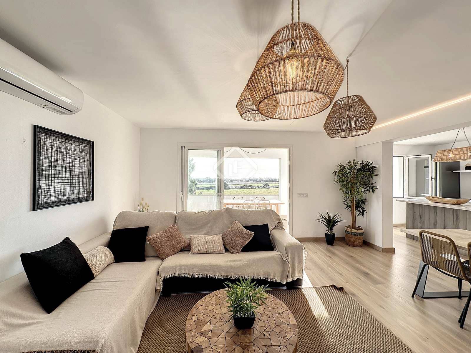 3 sypialnia Finka/Dom wiejski na sprzedaż w Ciutadella de Menorca z basenem garażem - 1 390 000 € (Ref: 7985659)