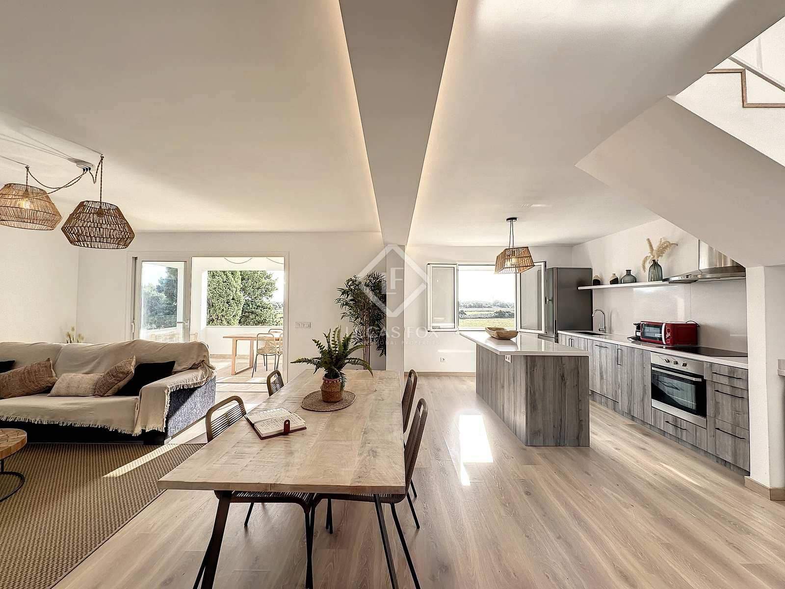 3 sypialnia Finka/Dom wiejski na sprzedaż w Ciutadella de Menorca z basenem garażem - 1 390 000 € (Ref: 7985659)