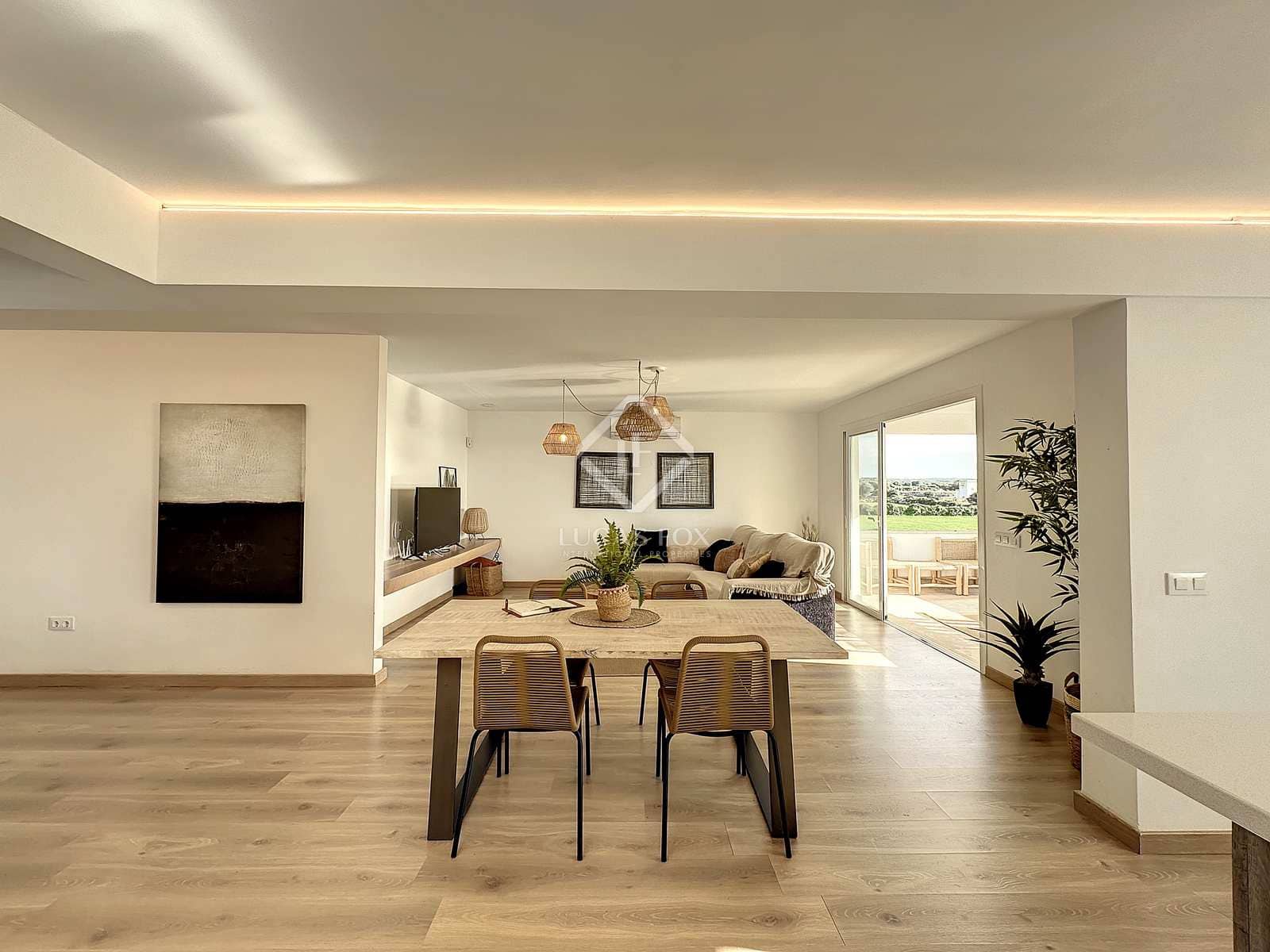 3 sypialnia Finka/Dom wiejski na sprzedaż w Ciutadella de Menorca z basenem garażem - 1 390 000 € (Ref: 7985659)