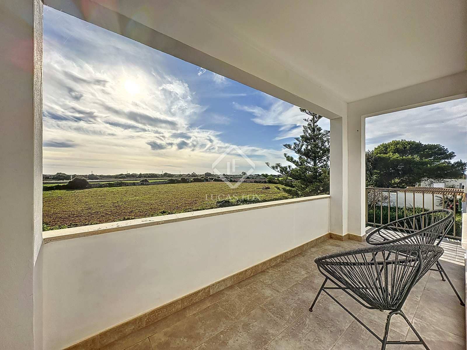 3 sypialnia Finka/Dom wiejski na sprzedaż w Ciutadella de Menorca z basenem garażem - 1 390 000 € (Ref: 7985659)