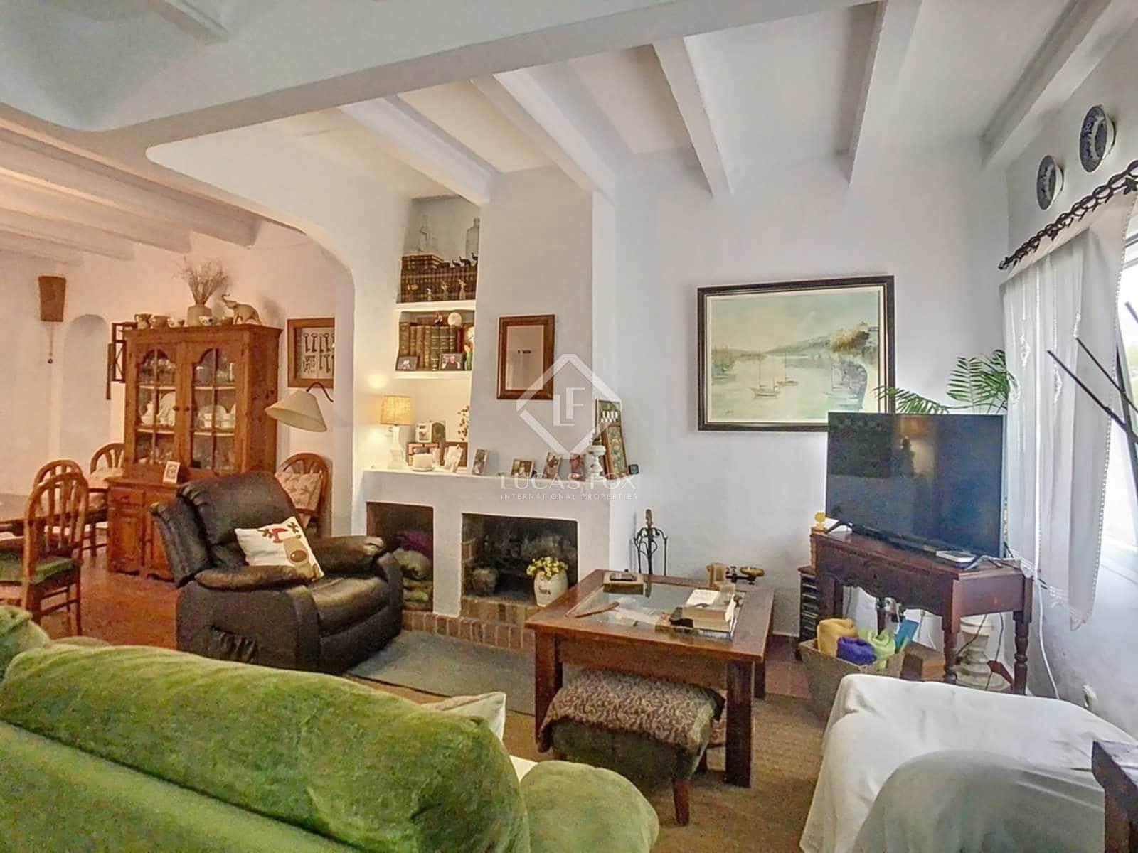 4 soveværelse Finca/Landehus til salg i San Luis / Sant Lluis med swimmingpool garage - € 1.055.000 (Ref: 7991595)