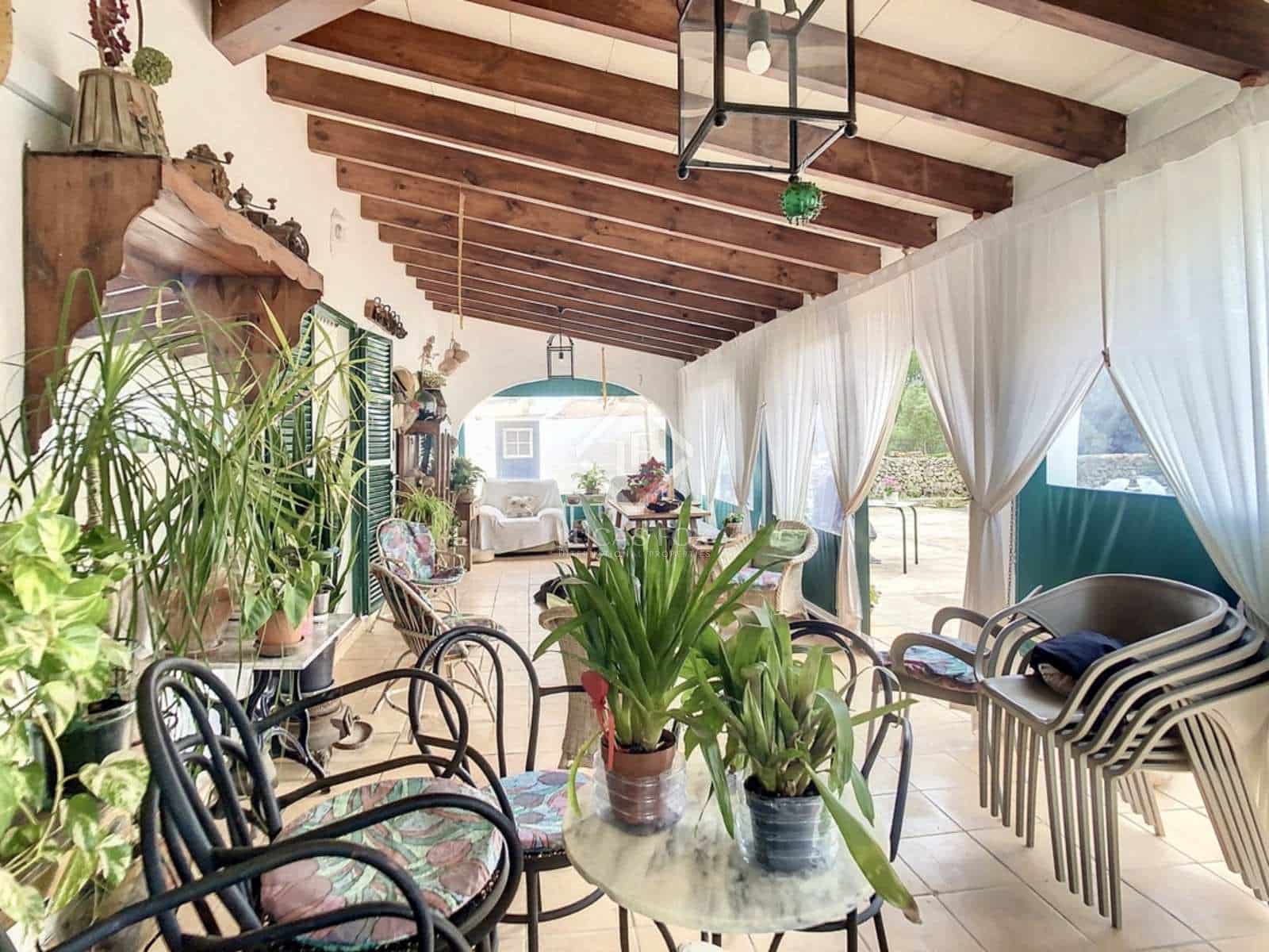 4 soveværelse Finca/Landehus til salg i San Luis / Sant Lluis med swimmingpool garage - € 1.055.000 (Ref: 7991595)