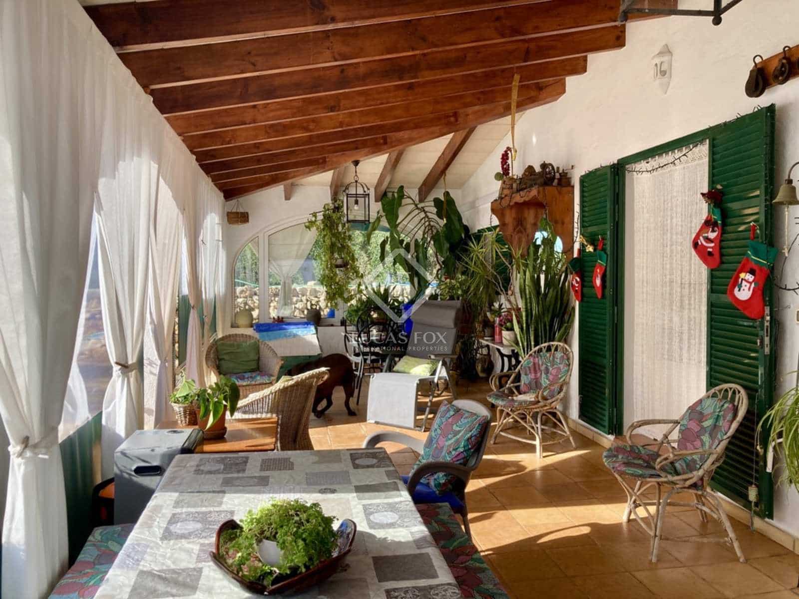 4 soveværelse Finca/Landehus til salg i San Luis / Sant Lluis med swimmingpool garage - € 1.055.000 (Ref: 7991595)