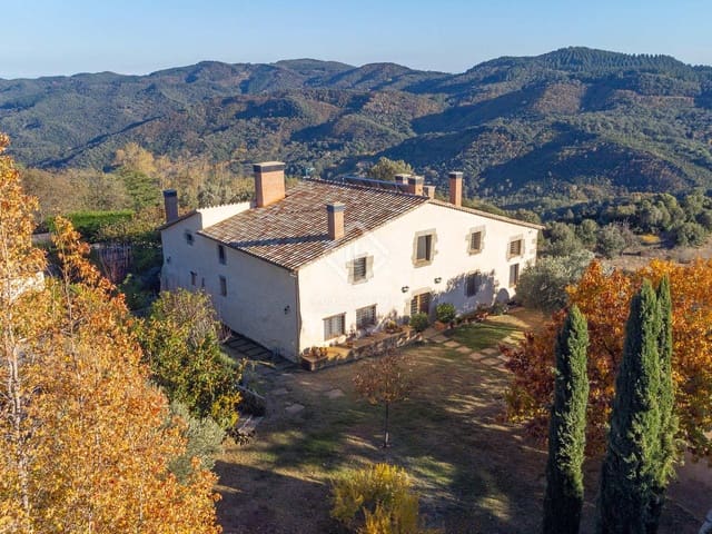 7 soverom Finca/Herregård til salgs i Arbúcies med svømmebasseng garasje - € 1 100 000 (Ref: 7993689)