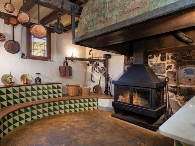 7 soverom Finca/Herregård til salgs i Arbúcies med svømmebasseng garasje - € 1 100 000 (Ref: 7993689)