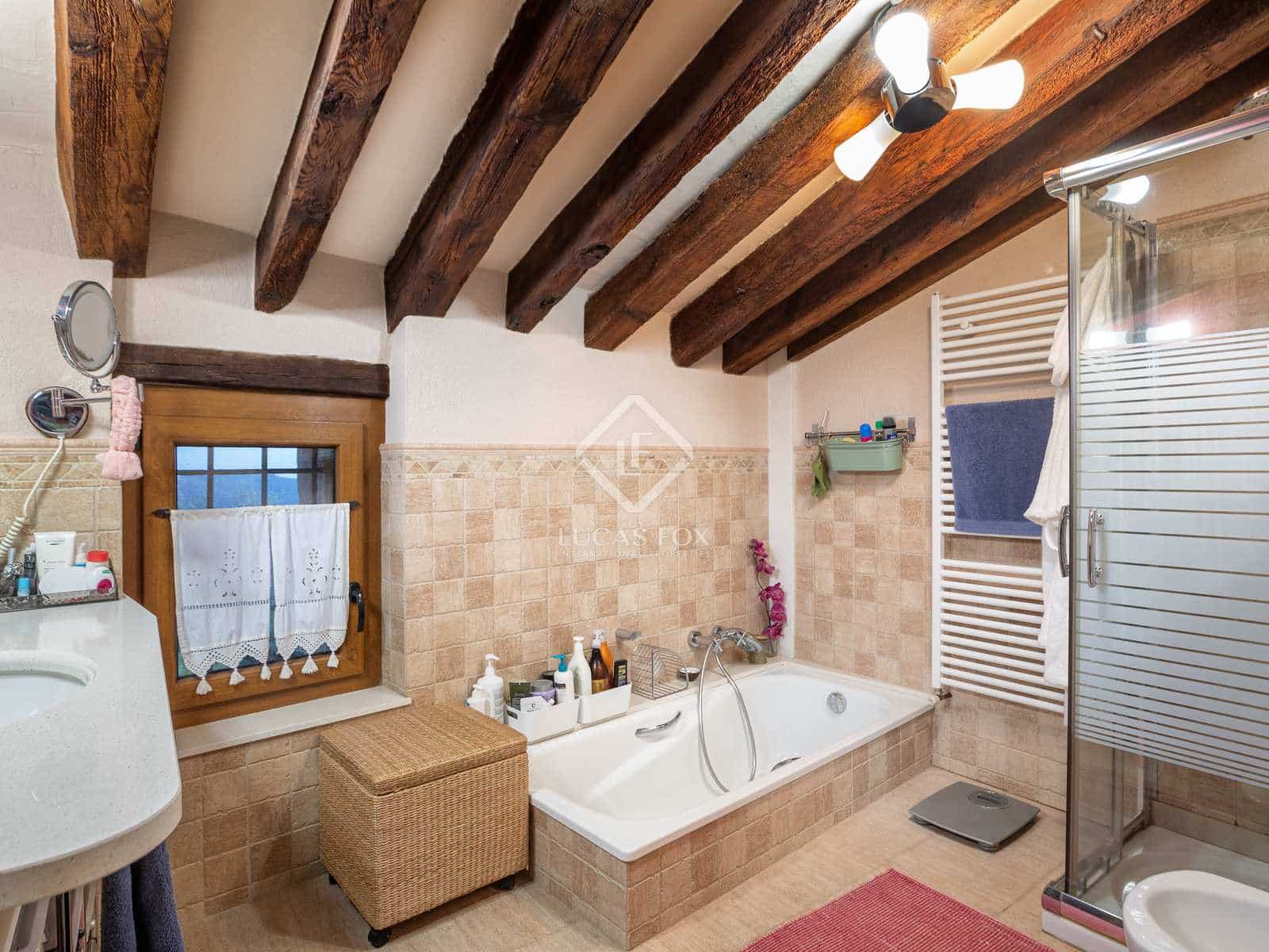 7 soverom Finca/Herregård til salgs i Arbucies med svømmebasseng garasje - € 1 100 000 (Ref: 7993689)