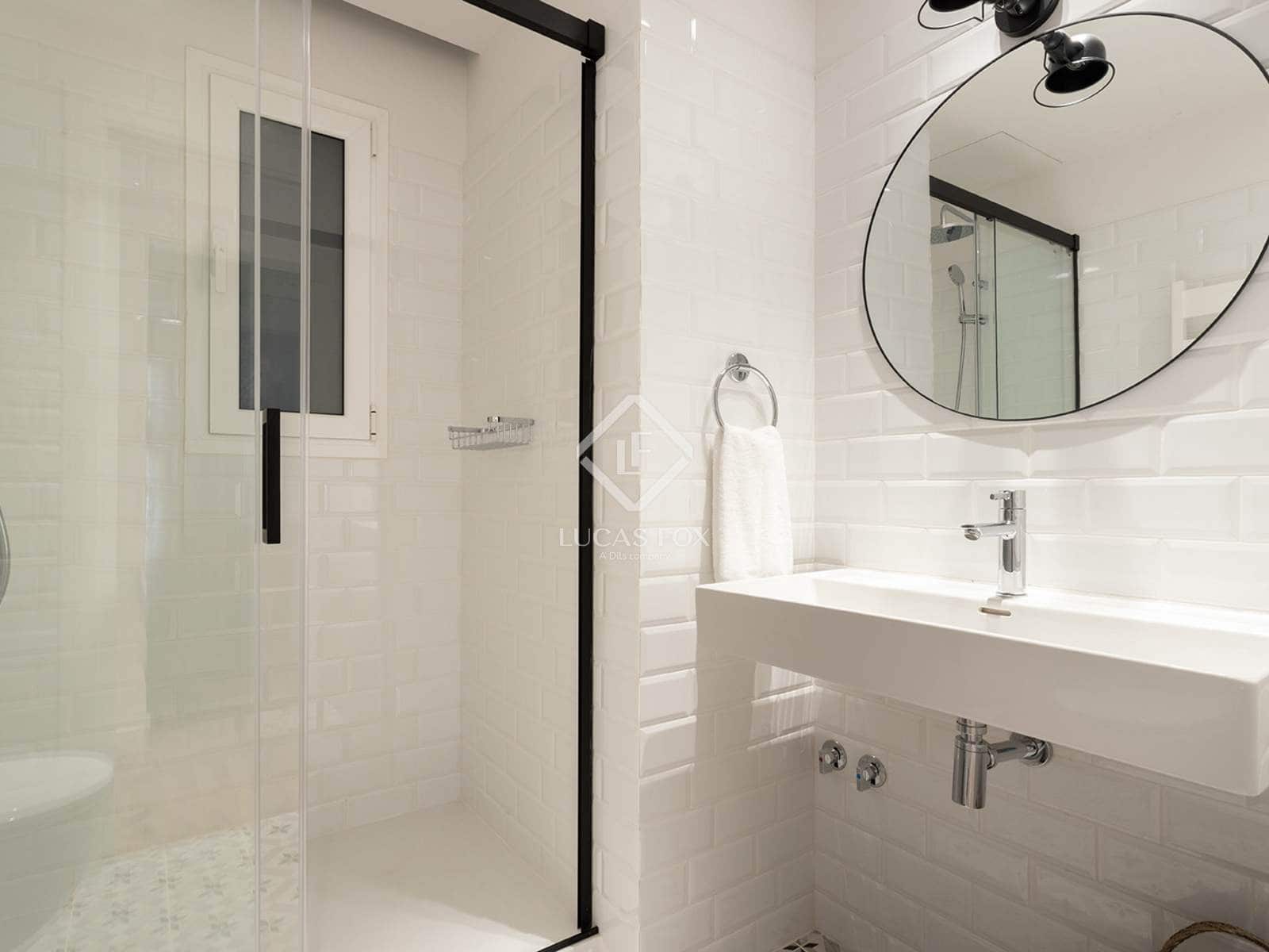 Apartamento de 2 habitaciones en Barcelona ciudad en alquiler - 2.700 € (Ref: 7995261)