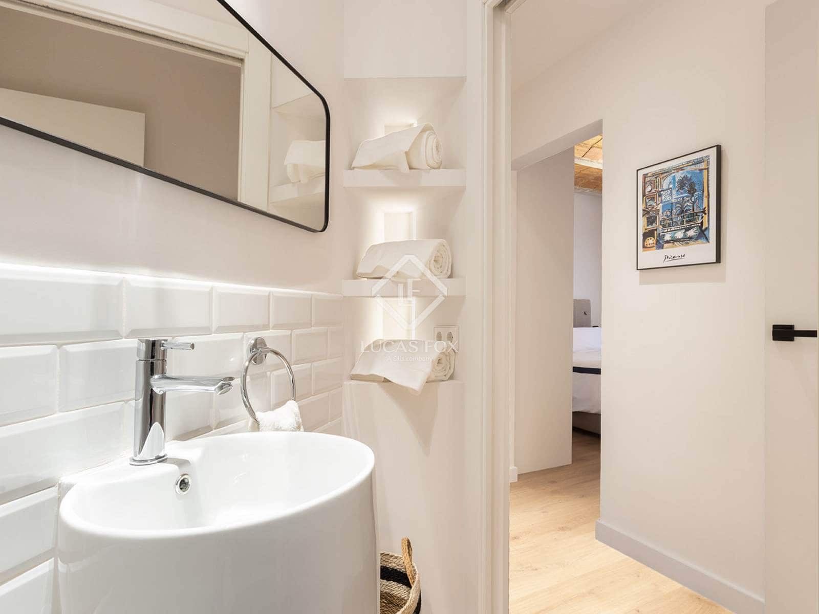 Apartamento de 2 habitaciones en Barcelona ciudad en alquiler - 2.700 € (Ref: 7995261)