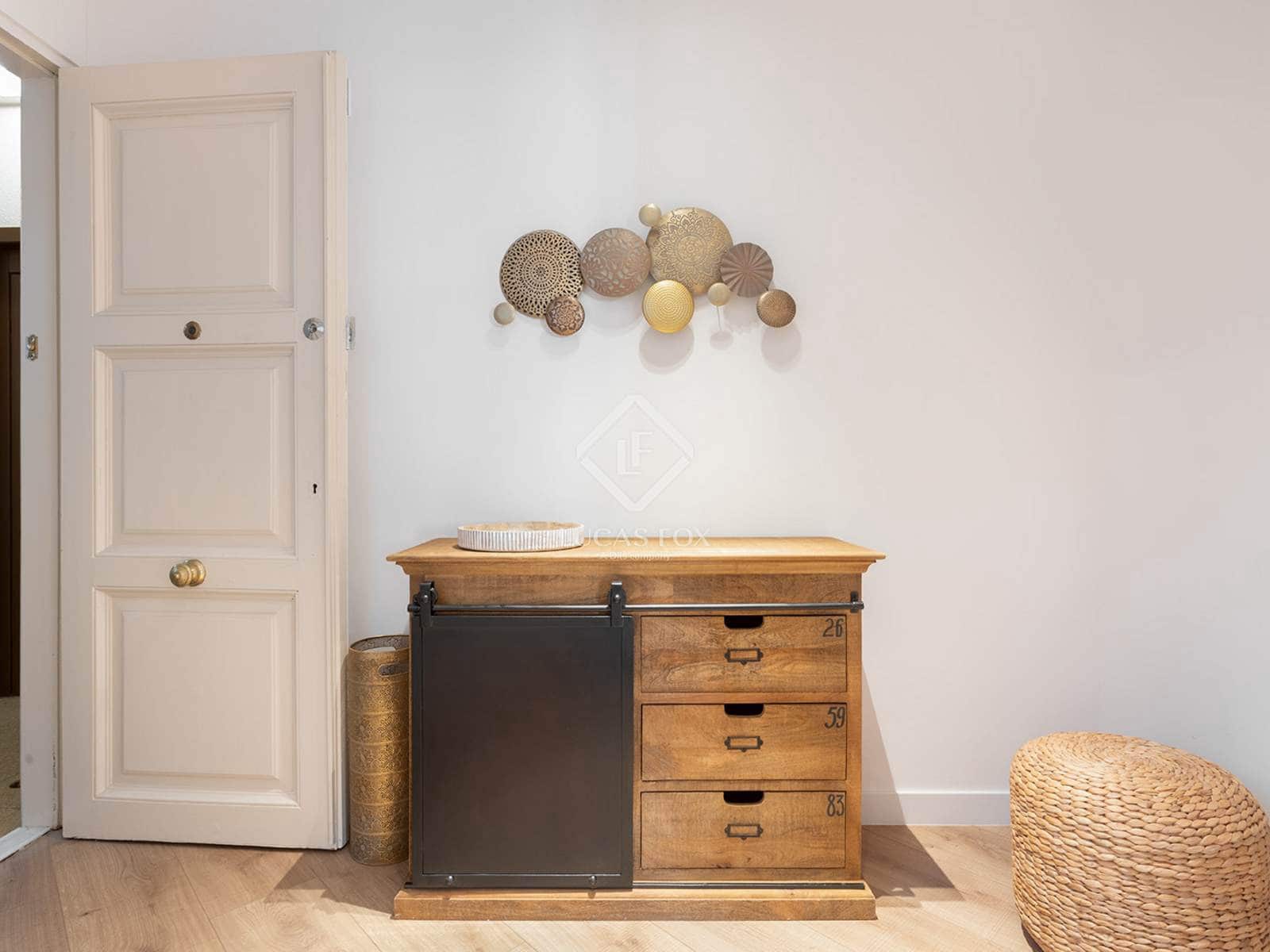 Apartamento de 2 habitaciones en Barcelona ciudad en alquiler - 2.700 € (Ref: 7995261)