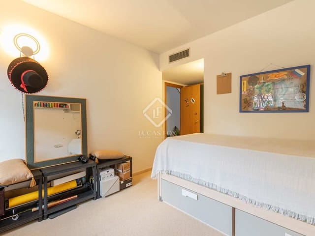 4 Zimmer Villa zu verkaufen in Gavà mit Pool Garage - 1.250.000 € (Ref: 7995262)