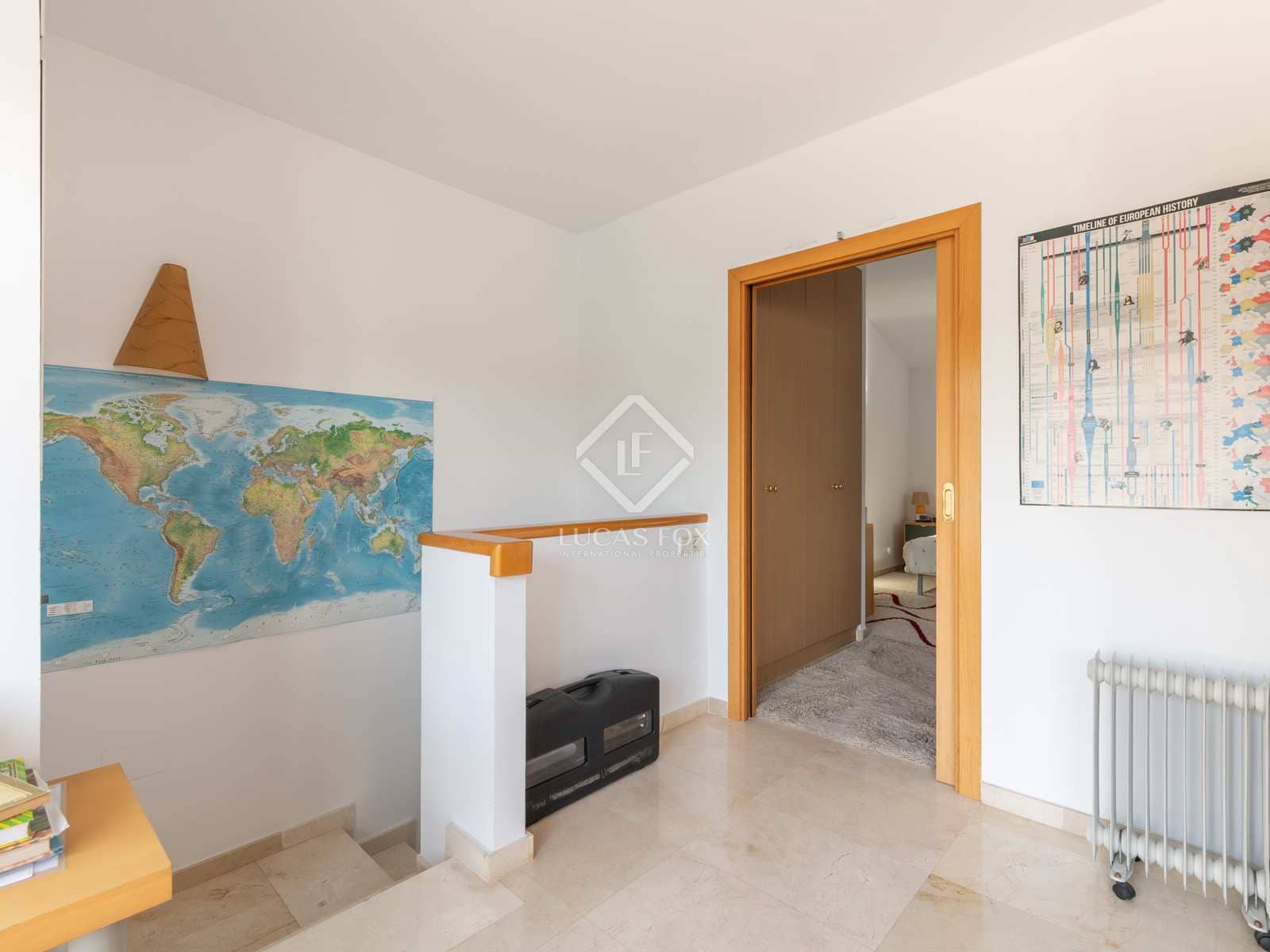 4 sypialnia Willa na sprzedaż w Gava z basenem garażem - 1 250 000 € (Ref: 7995262)