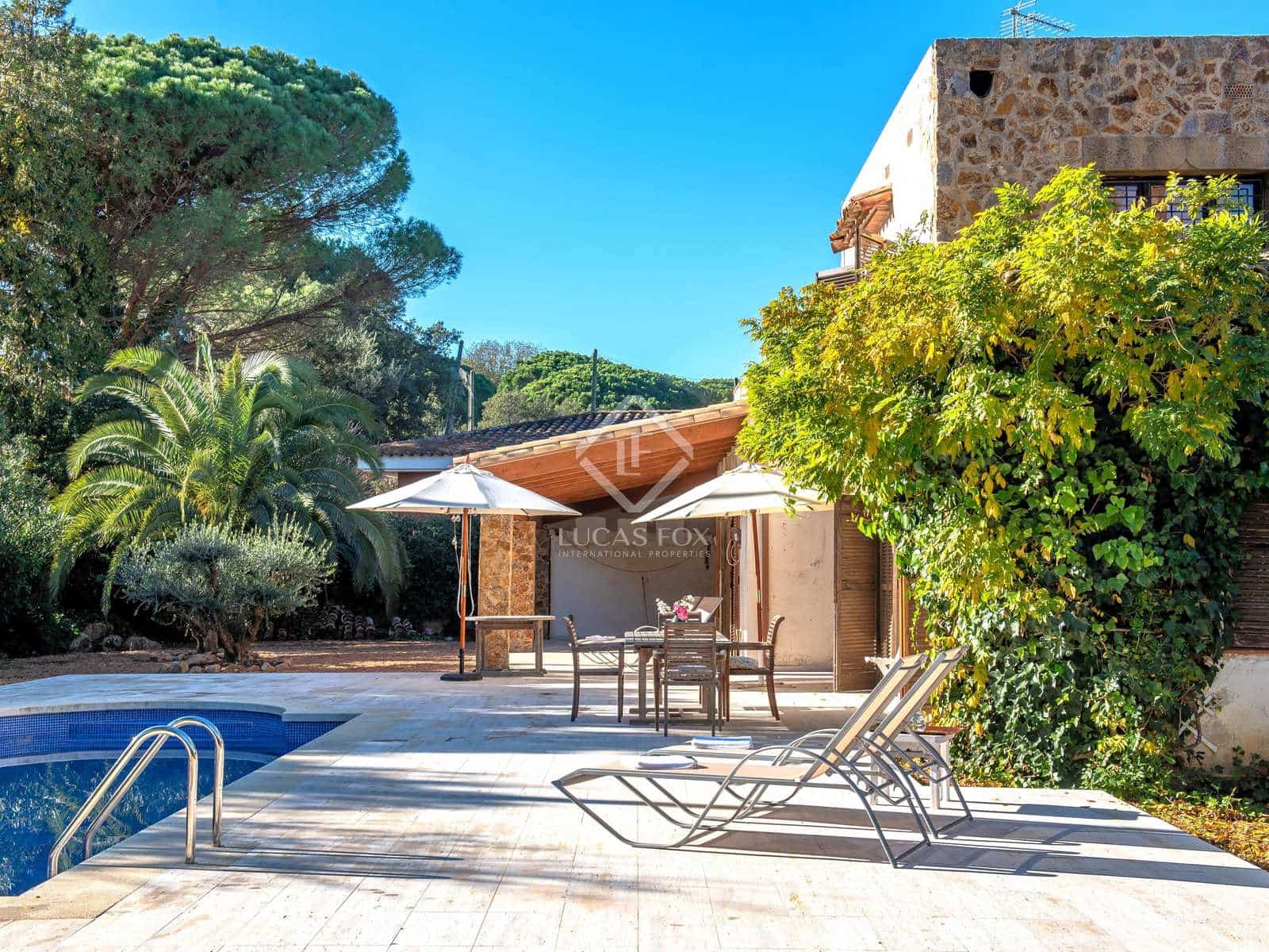 4 soveværelse Villa til salg i Santa Cristina d'Aro med swimmingpool garage - € 899.000 (Ref: 7995271)