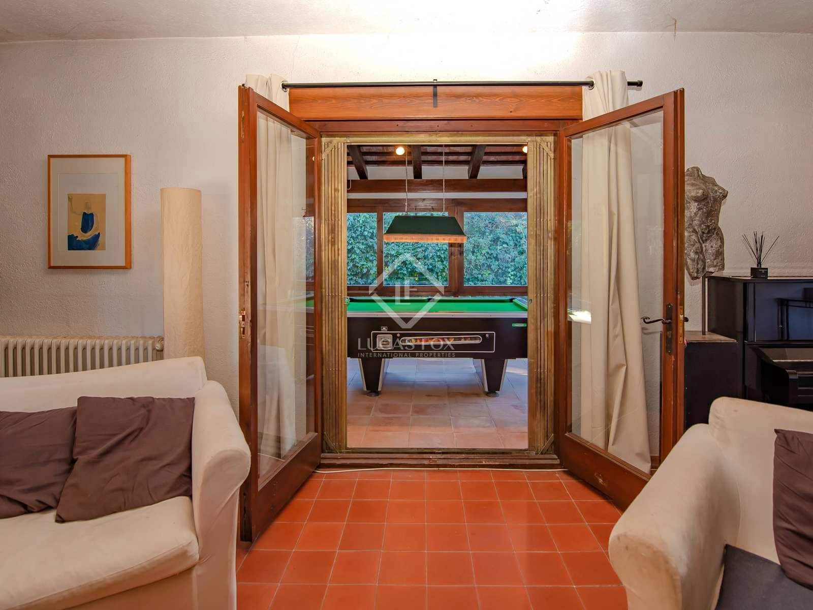 4 soveværelse Villa til salg i Santa Cristina d'Aro med swimmingpool garage - € 899.000 (Ref: 7995271)