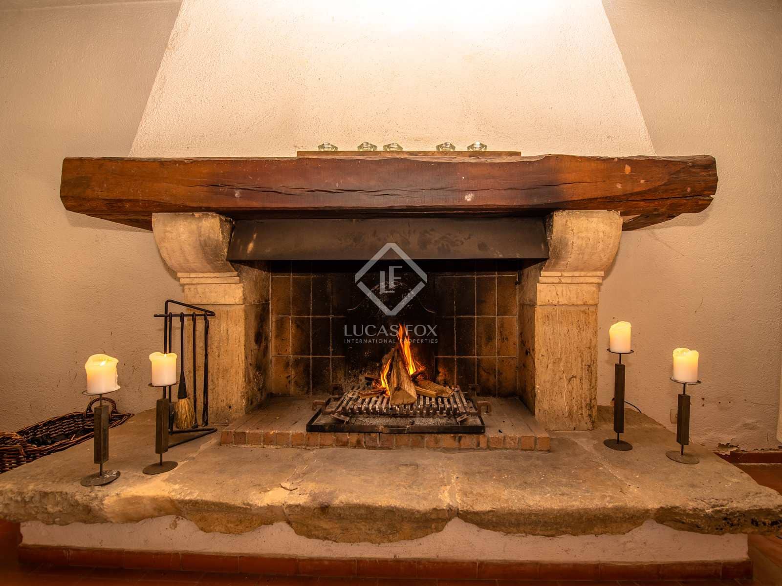 4 soveværelse Villa til salg i Santa Cristina d'Aro med swimmingpool garage - € 899.000 (Ref: 7995271)