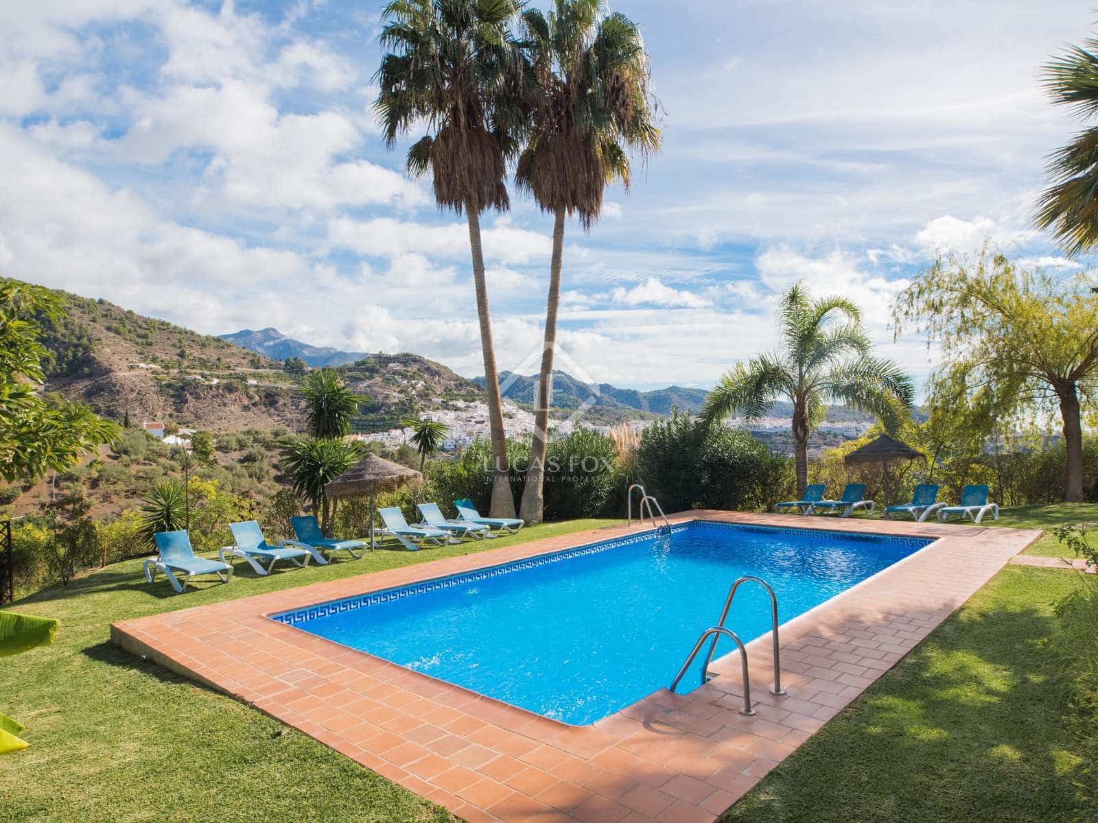 7 quarto Quinta/Casa Rural para venda em Frigiliana com piscina garagem - 1 300 000 € (Ref: 7998384)