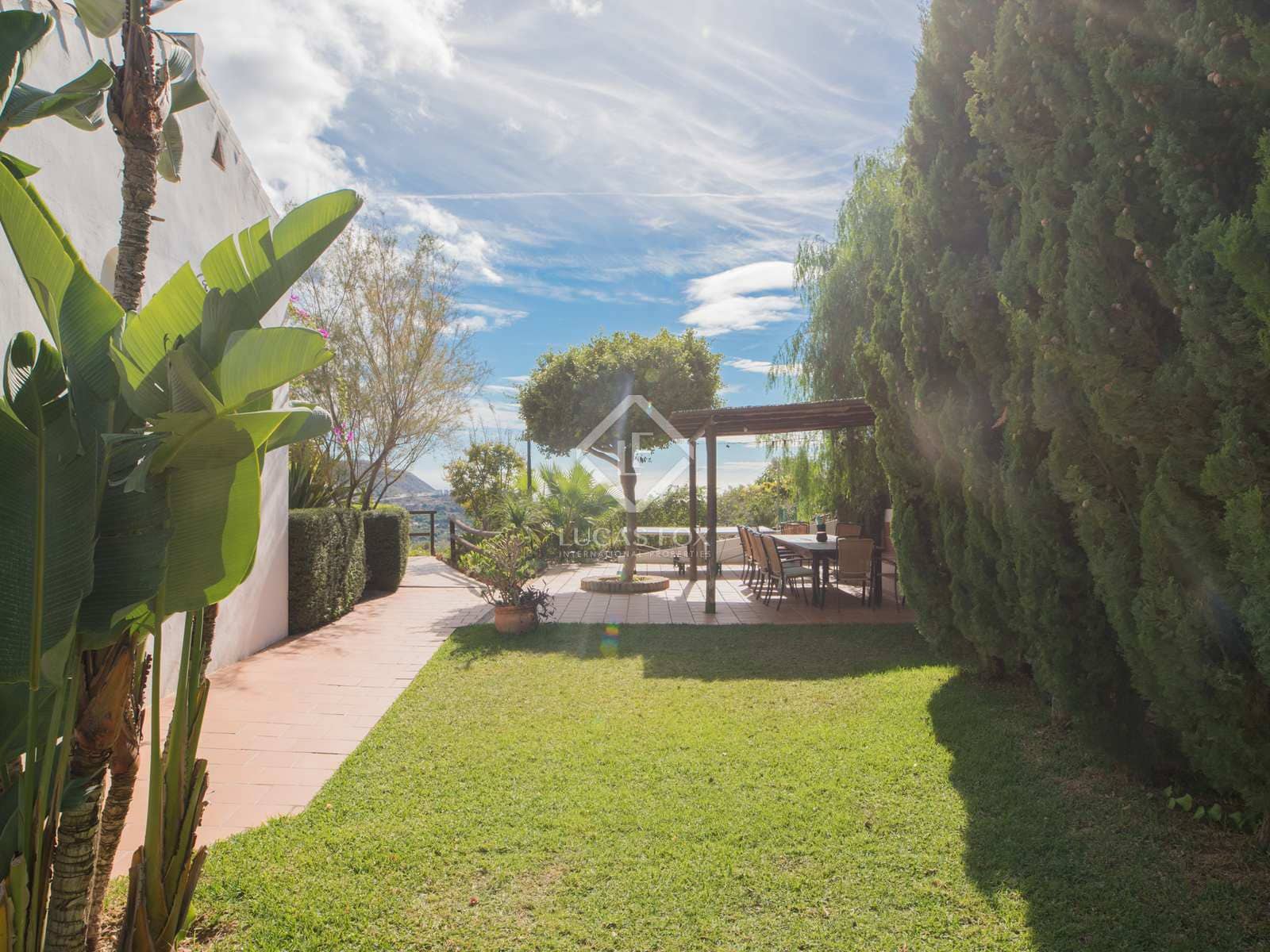 7 quarto Quinta/Casa Rural para venda em Frigiliana com piscina garagem - 1 300 000 € (Ref: 7998384)