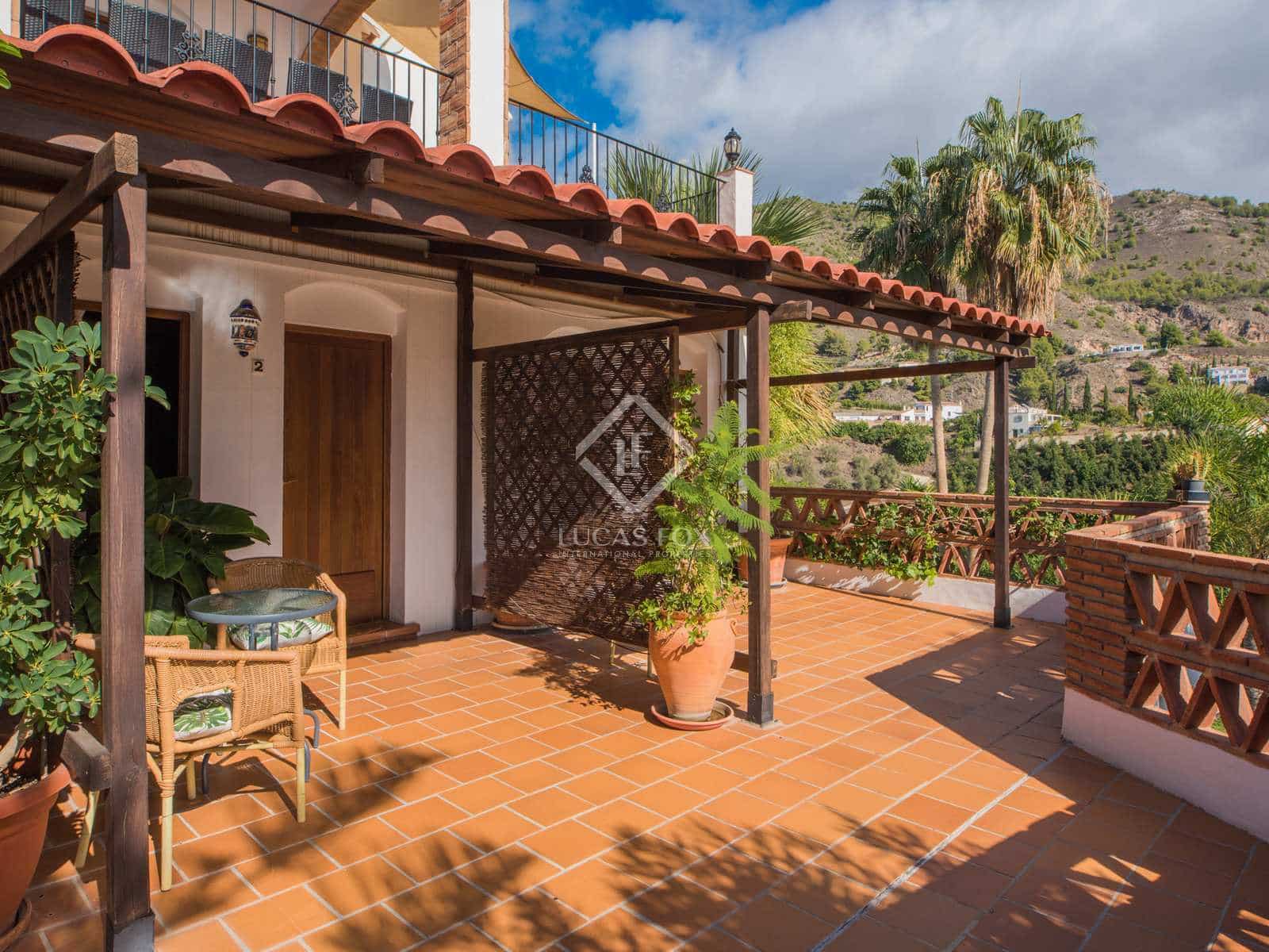 7 quarto Quinta/Casa Rural para venda em Frigiliana com piscina garagem - 1 300 000 € (Ref: 7998384)