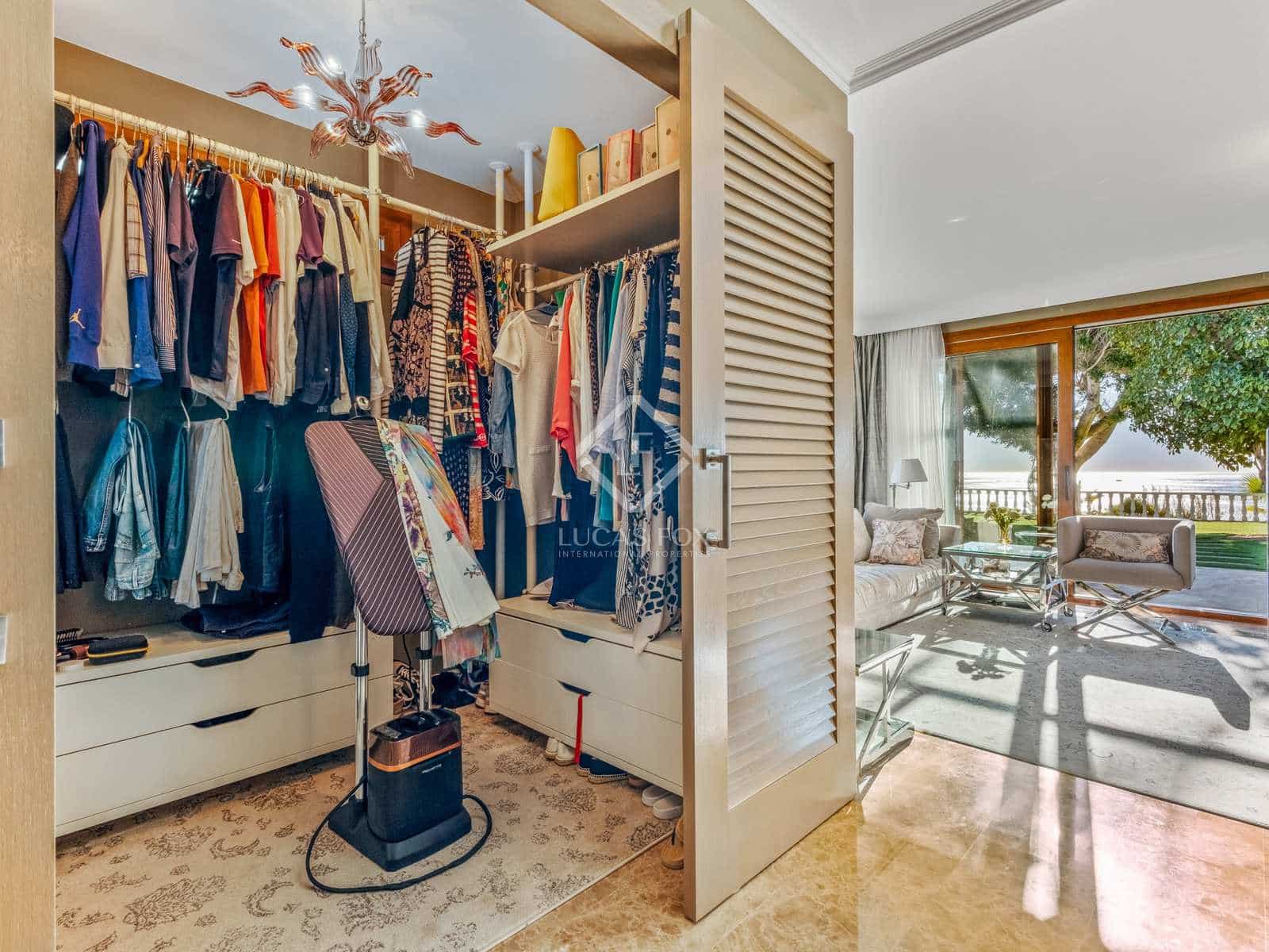 6 soveværelse Villa til salg i El Campello med swimmingpool garage - € 3.800.000 (Ref: 8002314)