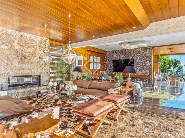 Chalet de 6 habitaciones en El Campello en venta con piscina garaje - 3.800.000 € (Ref: 8002314)