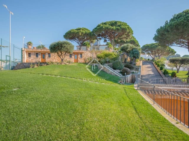 11 bedroom Villa for sale in Sant Feliu de Guíxols with pool garage - € 7,875,000 (Ref: 8003768)