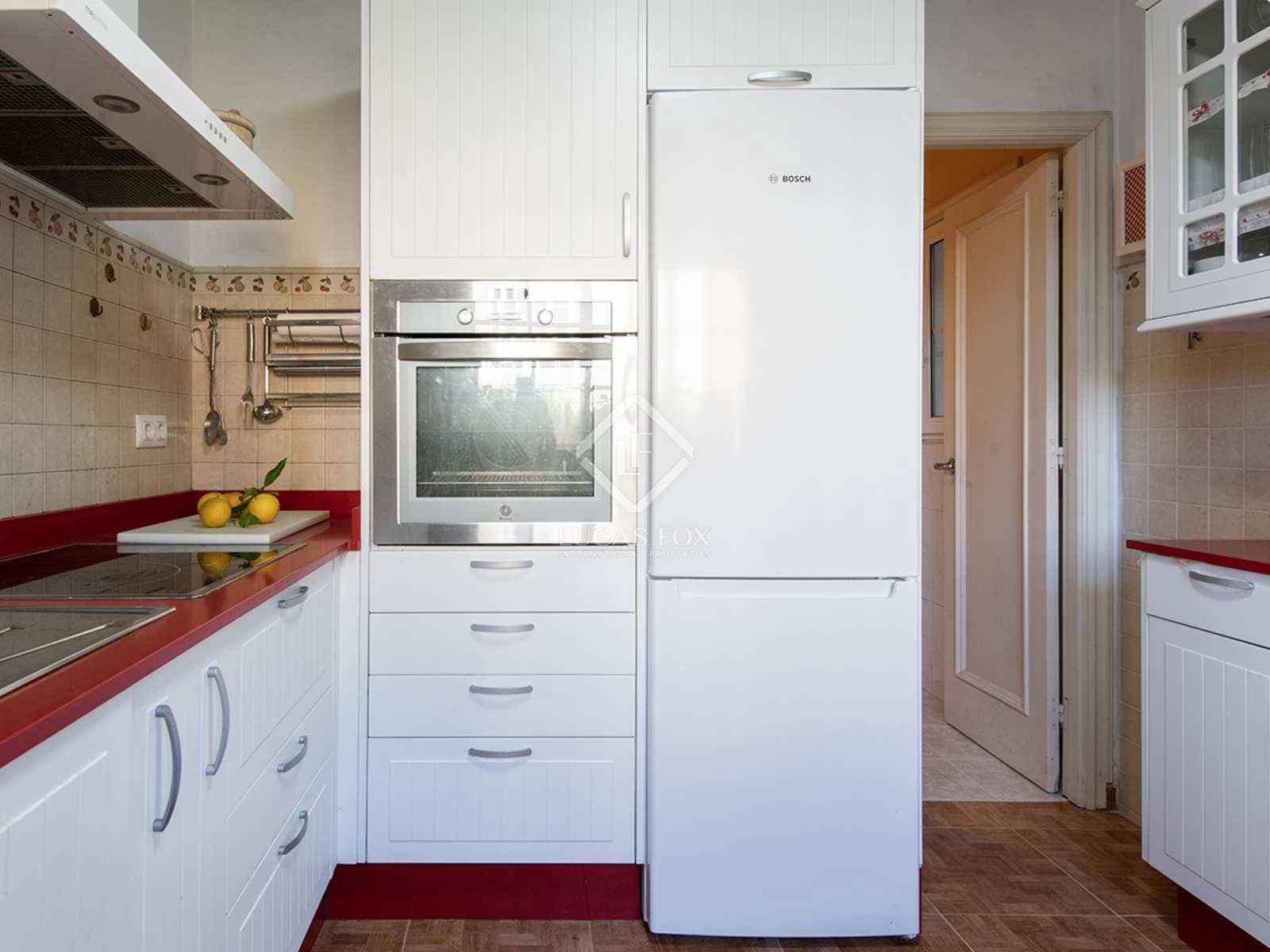 3 soverom Villa til salgs i Tomino med svømmebasseng garasje - € 400 000 (Ref: 8006751)