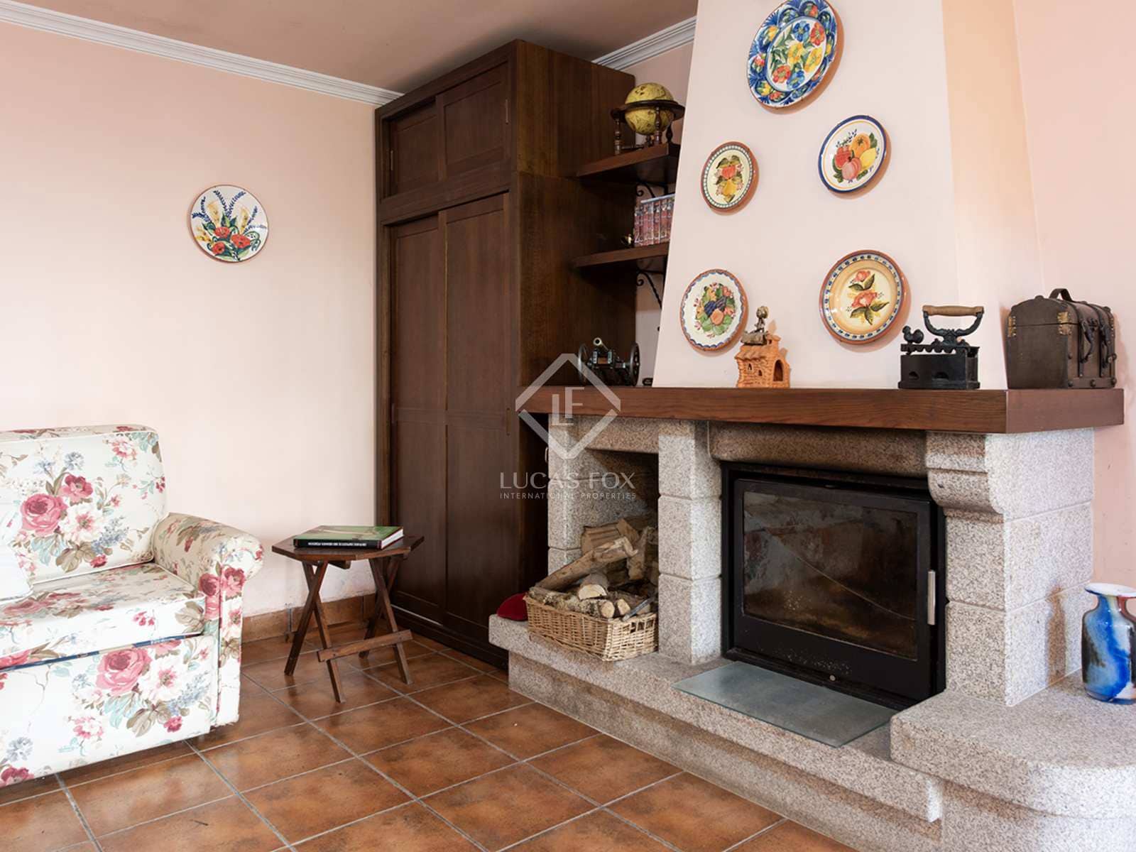 3 soverom Villa til salgs i Tomino med svømmebasseng garasje - € 400 000 (Ref: 8006751)