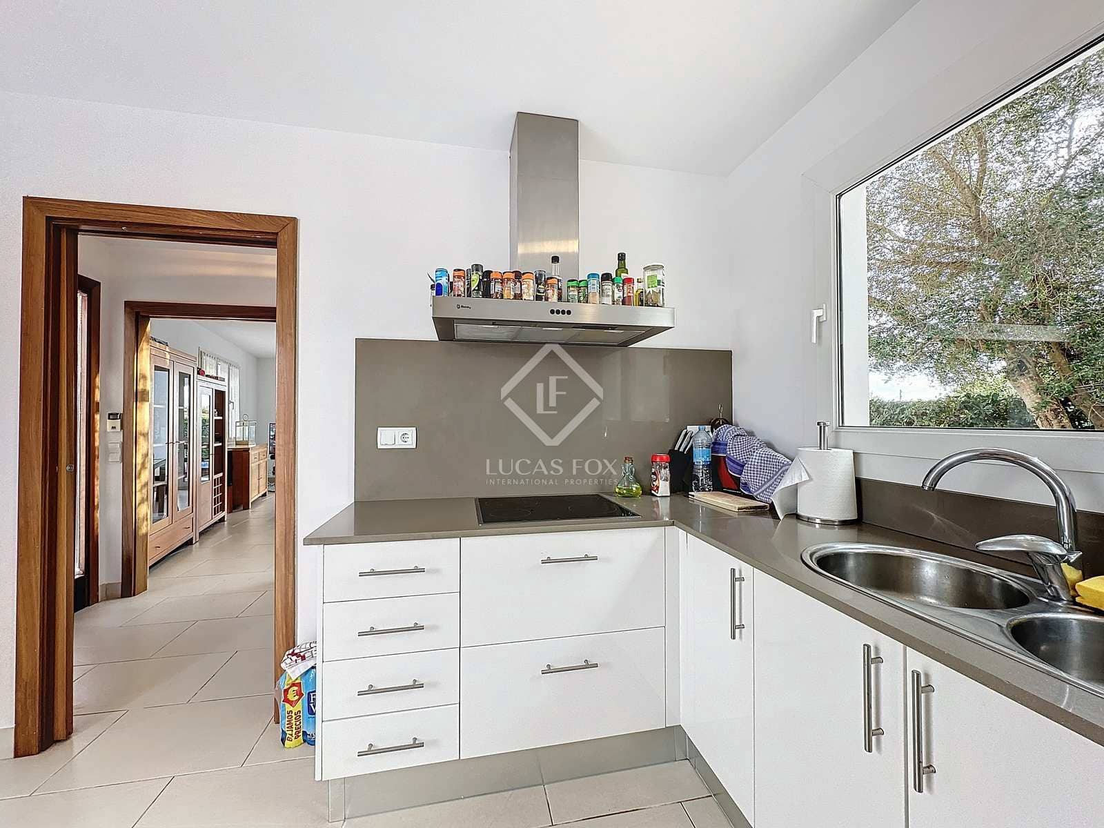 3 soveværelse Villa til salg i Alayor / Alaior med swimmingpool garage - € 770.000 (Ref: 8011117)