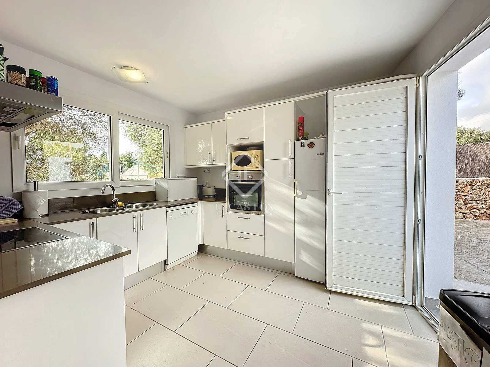 3 soveværelse Villa til salg i Alayor / Alaior med swimmingpool garage - € 770.000 (Ref: 8011117)