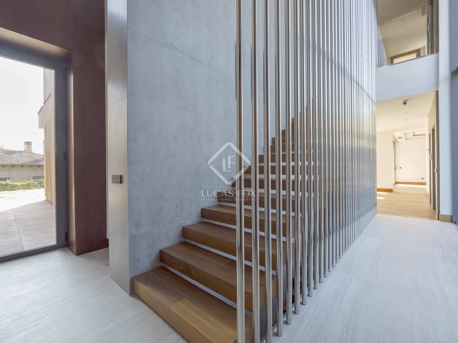 8 bedroom Villa for sale in Pucol with pool garage - € 2,500,000 (Ref: 8016473)