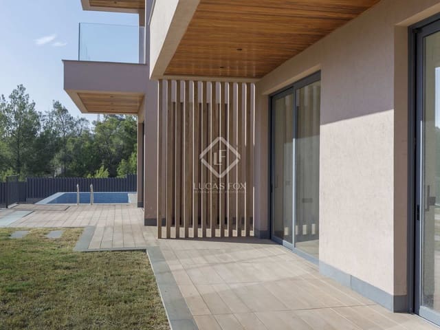 8 bedroom Villa for sale in Puçol with pool garage - € 2,500,000 (Ref: 8016473)