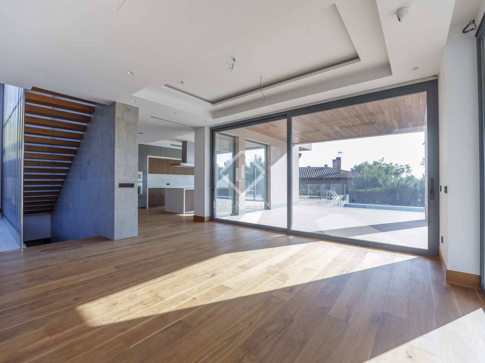 8 bedroom Villa for sale in Pucol with pool garage - € 2,500,000 (Ref: 8016473)