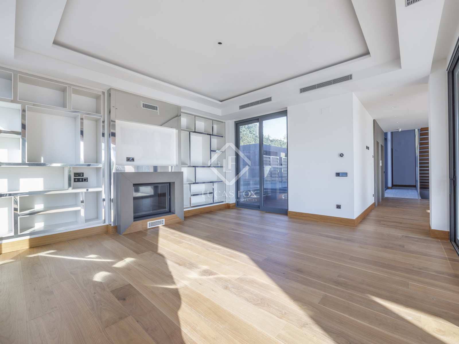 8 bedroom Villa for sale in Pucol with pool garage - € 2,500,000 (Ref: 8016473)