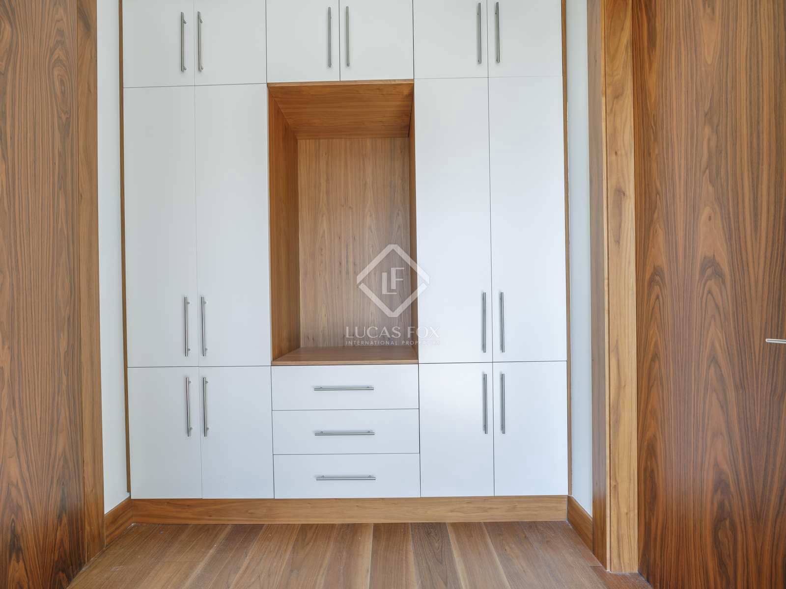 8 bedroom Villa for sale in Pucol with pool garage - € 2,500,000 (Ref: 8016473)