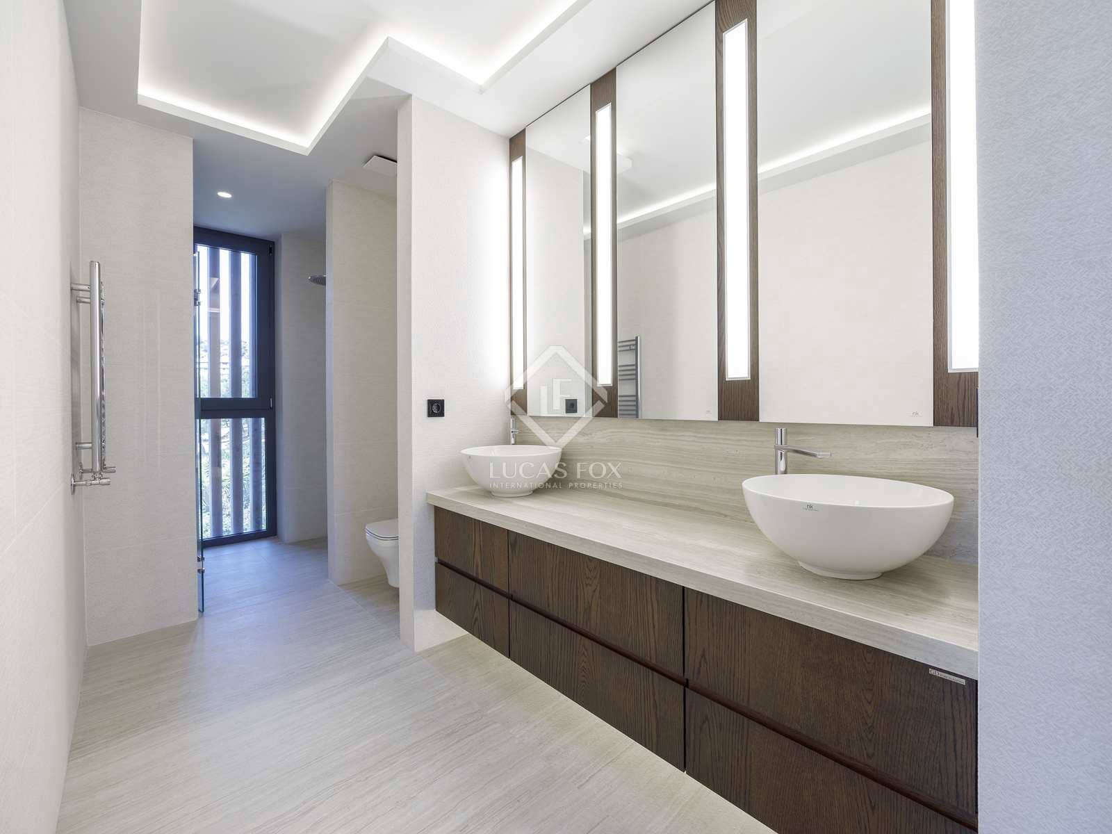 8 bedroom Villa for sale in Pucol with pool garage - € 2,500,000 (Ref: 8016473)