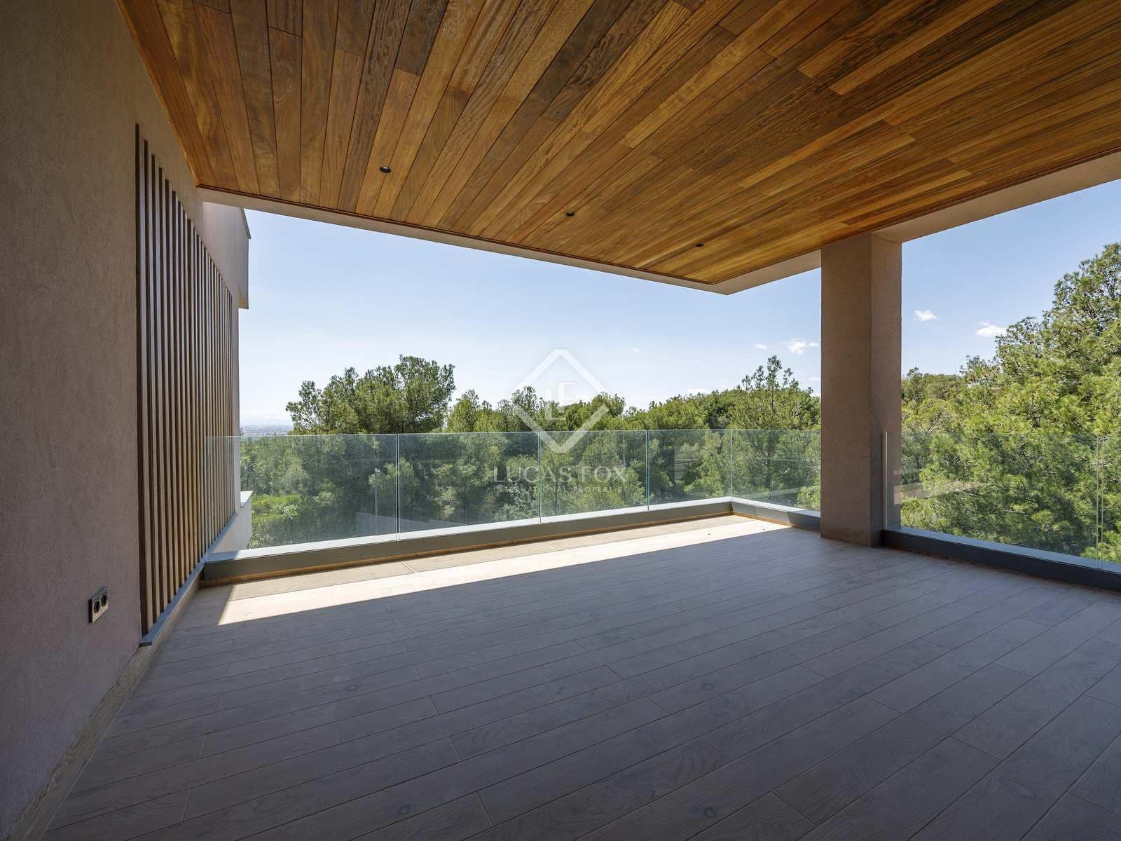 8 bedroom Villa for sale in Pucol with pool garage - € 2,500,000 (Ref: 8016473)