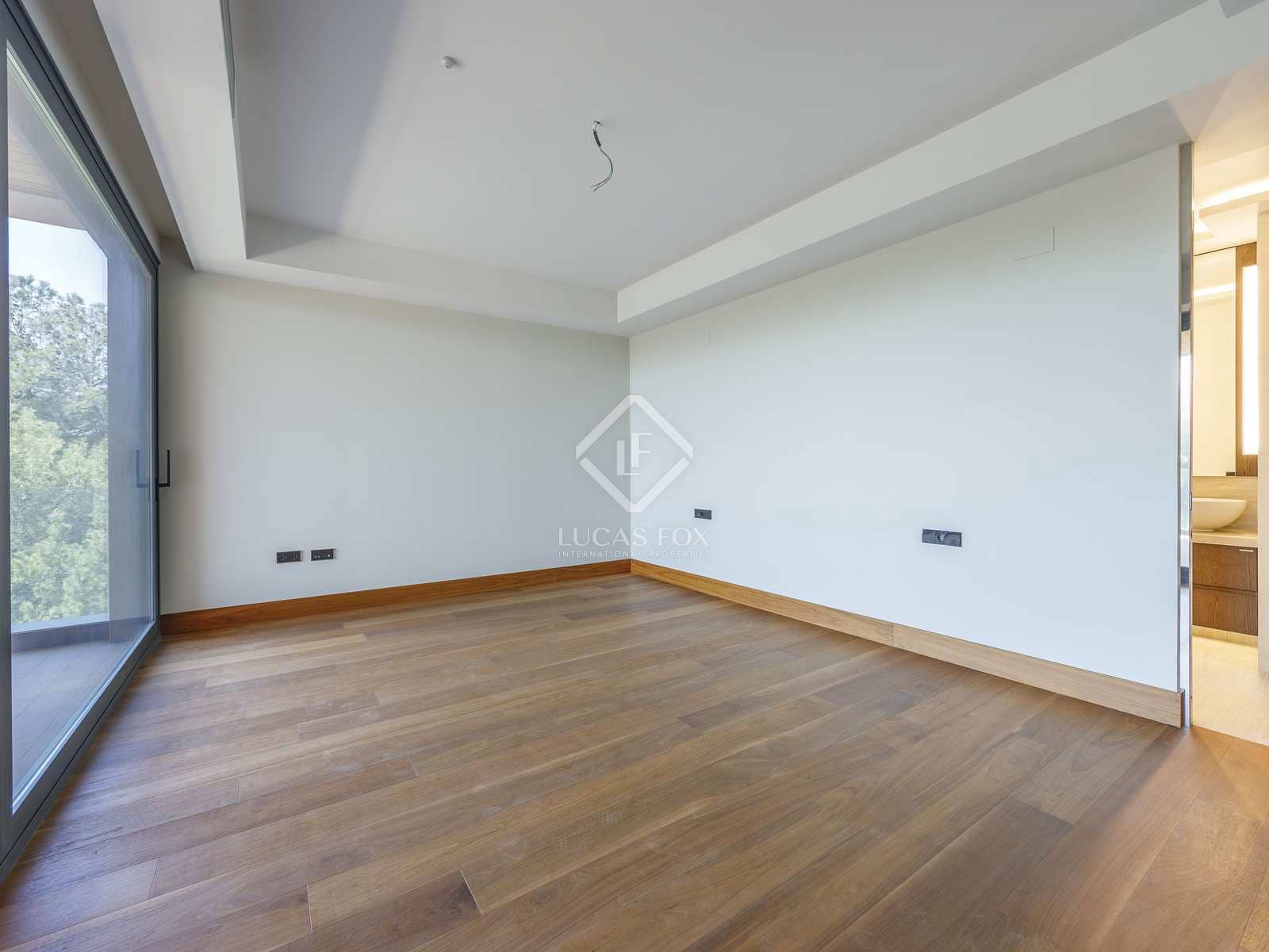 8 bedroom Villa for sale in Pucol with pool garage - € 2,500,000 (Ref: 8016473)