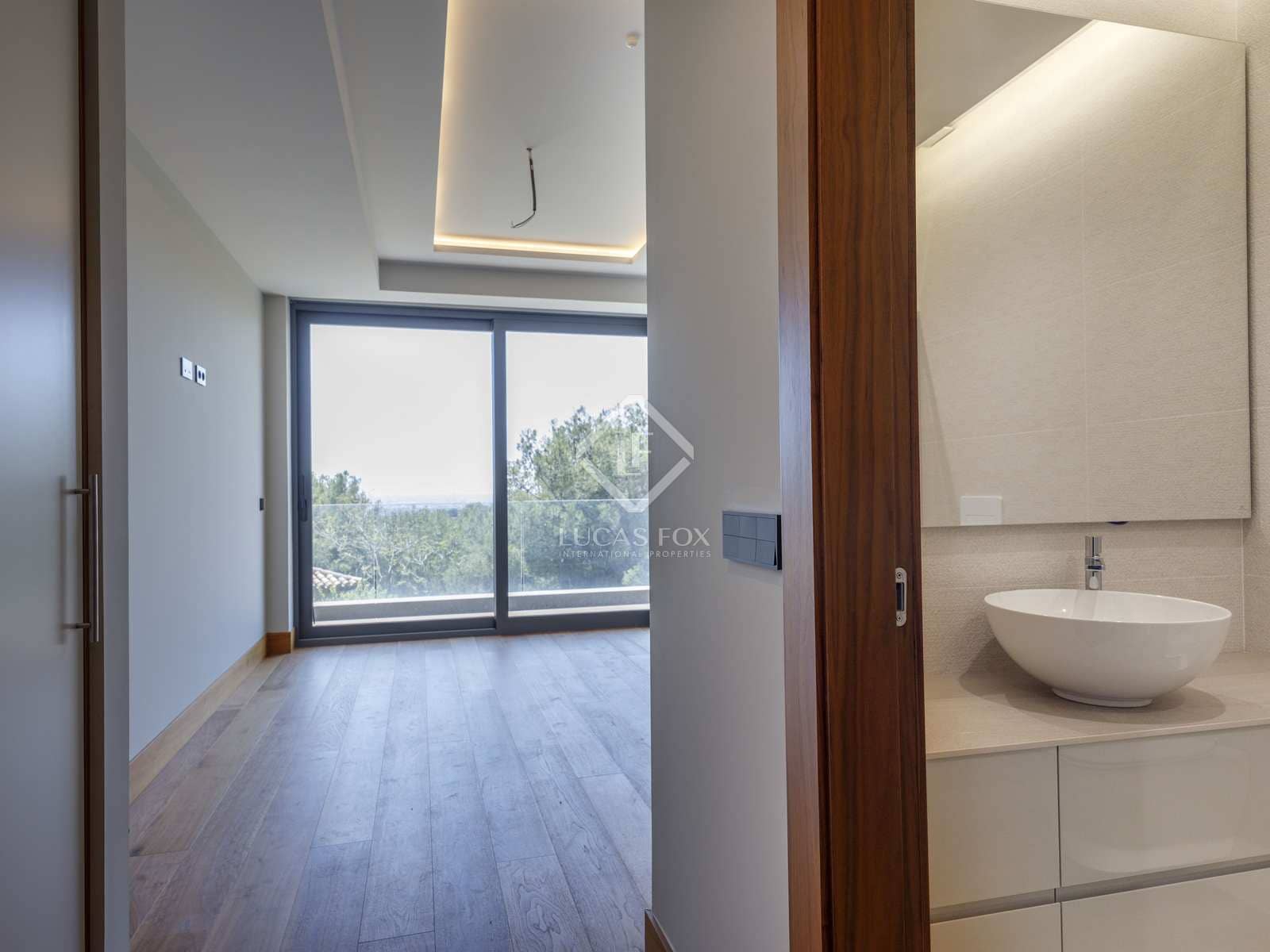 8 bedroom Villa for sale in Pucol with pool garage - € 2,500,000 (Ref: 8016473)