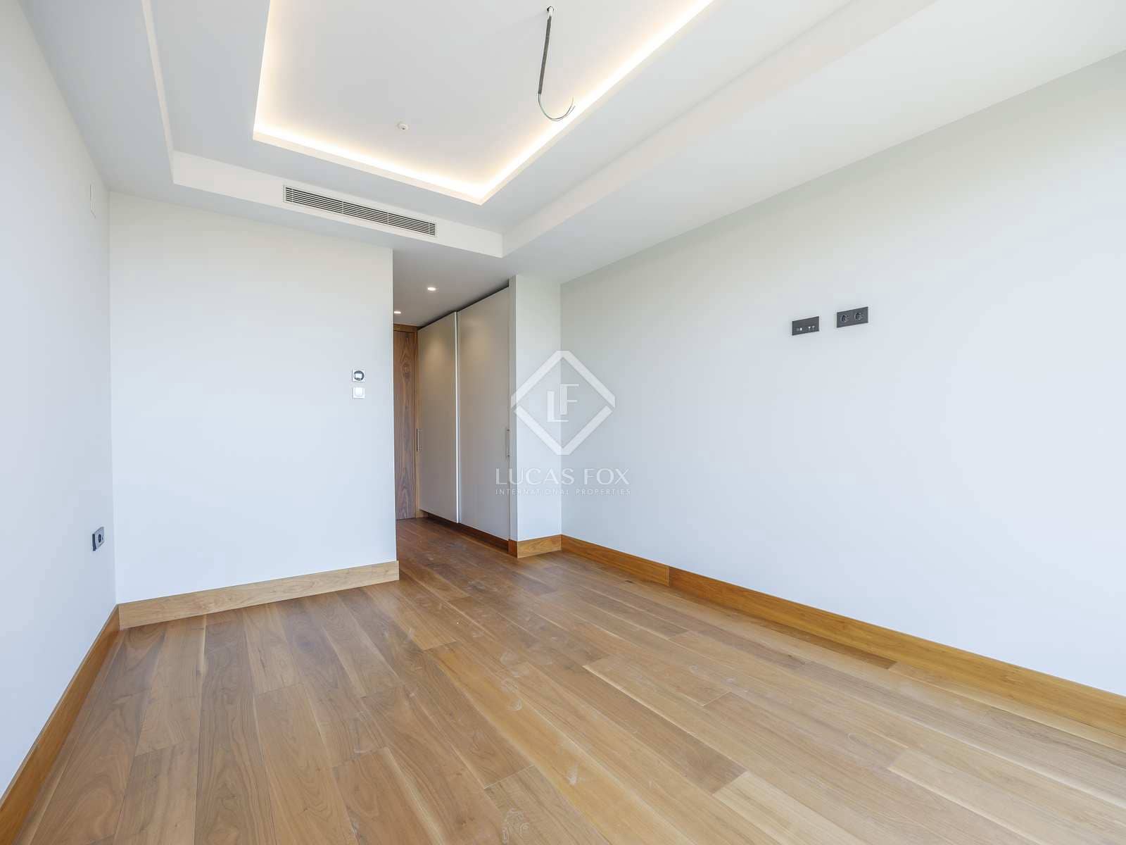 8 bedroom Villa for sale in Pucol with pool garage - € 2,500,000 (Ref: 8016473)