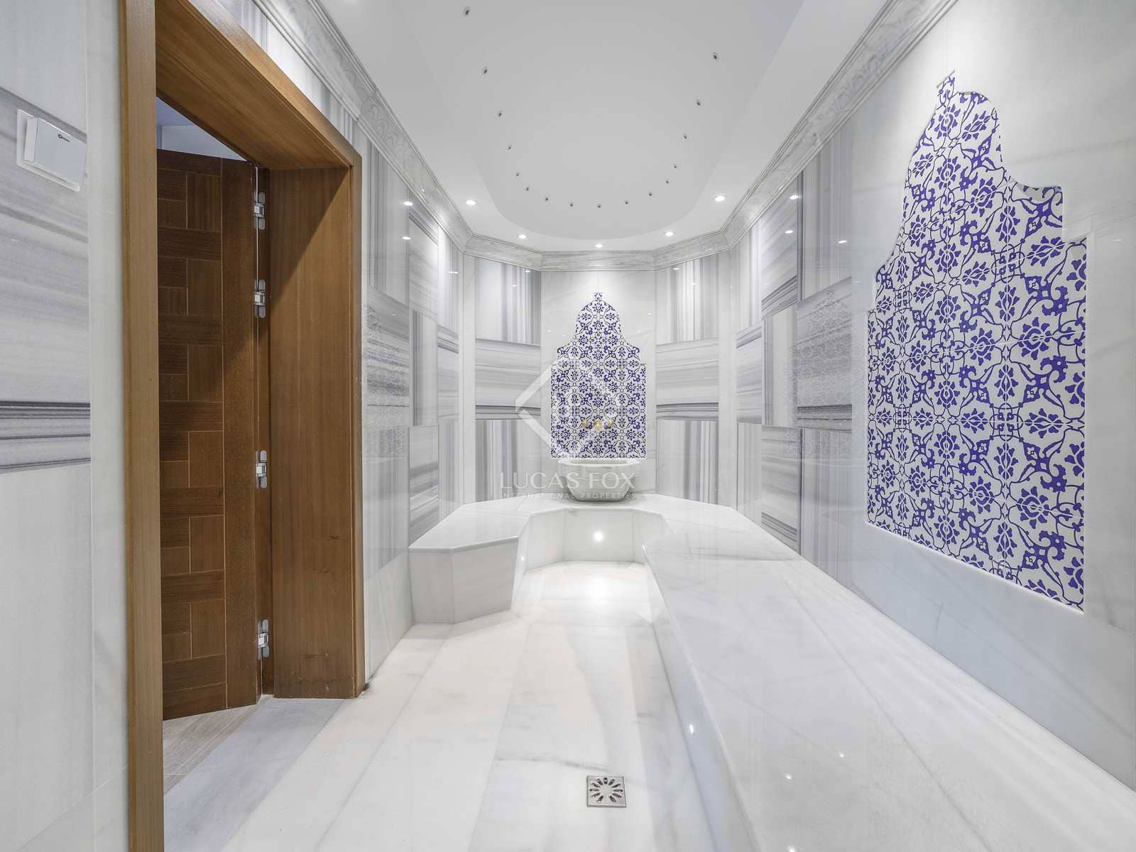 8 bedroom Villa for sale in Pucol with pool garage - € 2,500,000 (Ref: 8016473)