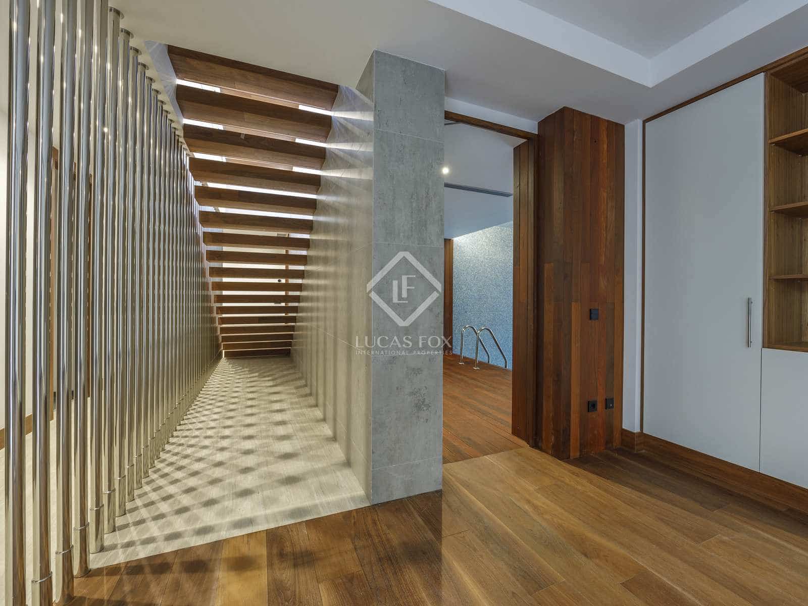 8 bedroom Villa for sale in Pucol with pool garage - € 2,500,000 (Ref: 8016473)