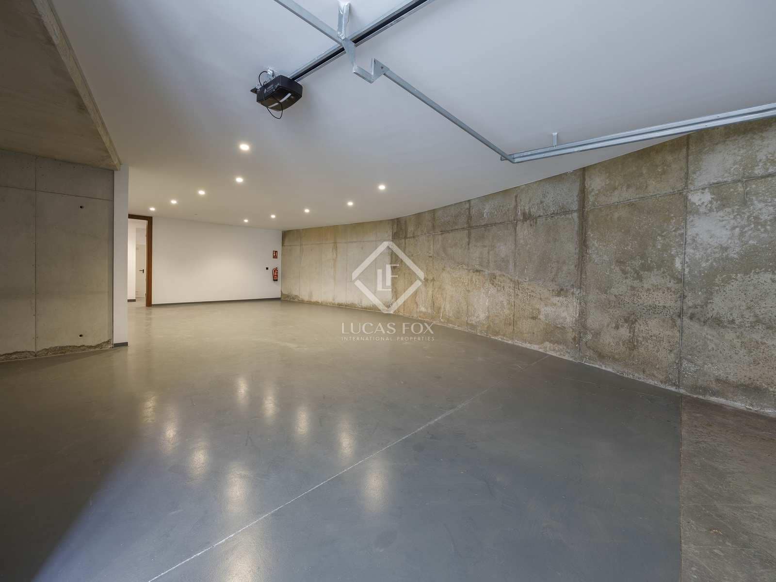 8 bedroom Villa for sale in Pucol with pool garage - € 2,500,000 (Ref: 8016473)