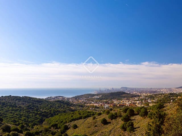 3 bedroom Villa for sale in Alella with pool garage - € 2,490,000 (Ref: 8018384)