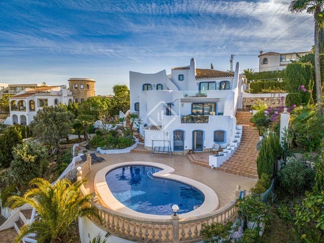 5 makuuhuone Huvila myytävänä paikassa Javea / Xàbia mukana uima-altaan 
autotalli - 970 000 € (Ref: 8022648)