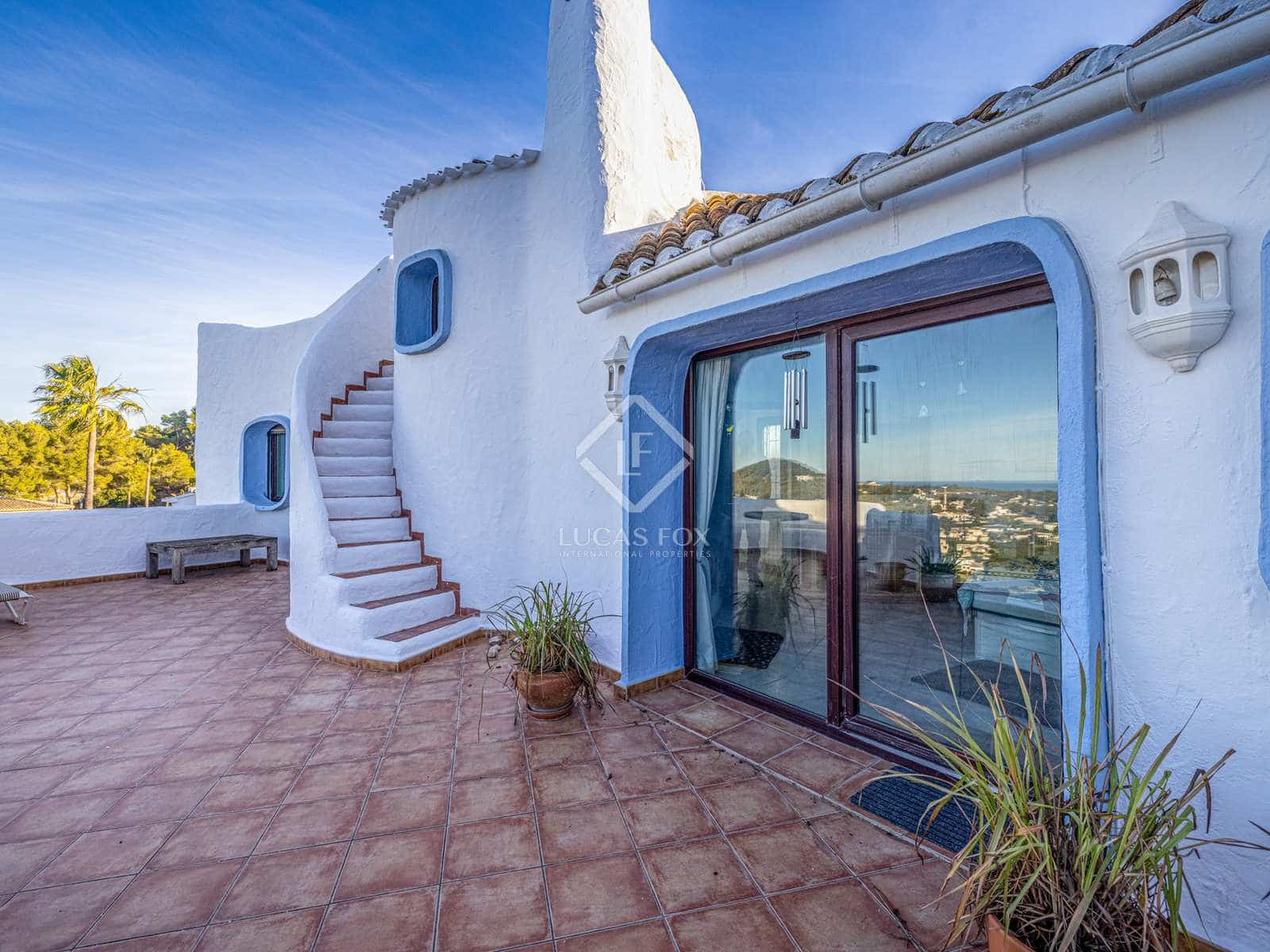 5 makuuhuone Huvila myytävänä paikassa Javea / Xabia mukana uima-altaan 
autotalli - 970 000 € (Ref: 8022648)