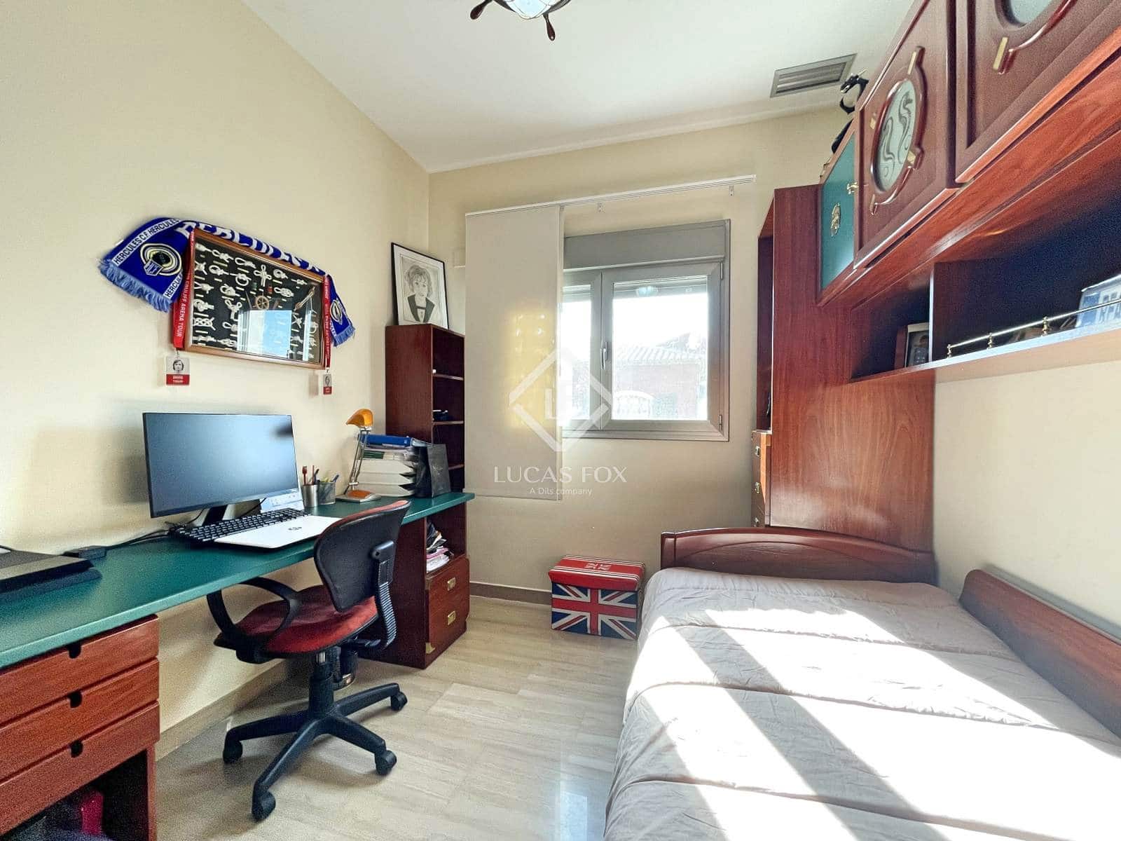 4 Zimmer Villa zu verkaufen in San Juan de Alicante / Sant Joan d'Alacant mit Pool Garage - 1.095.000 € (Ref: 8024829)