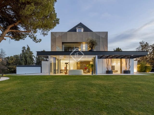 7 sovrum Villa till salu i Pozuelo de Alarcón med pool garage - 5 700 000 € (Ref: 8032403)
